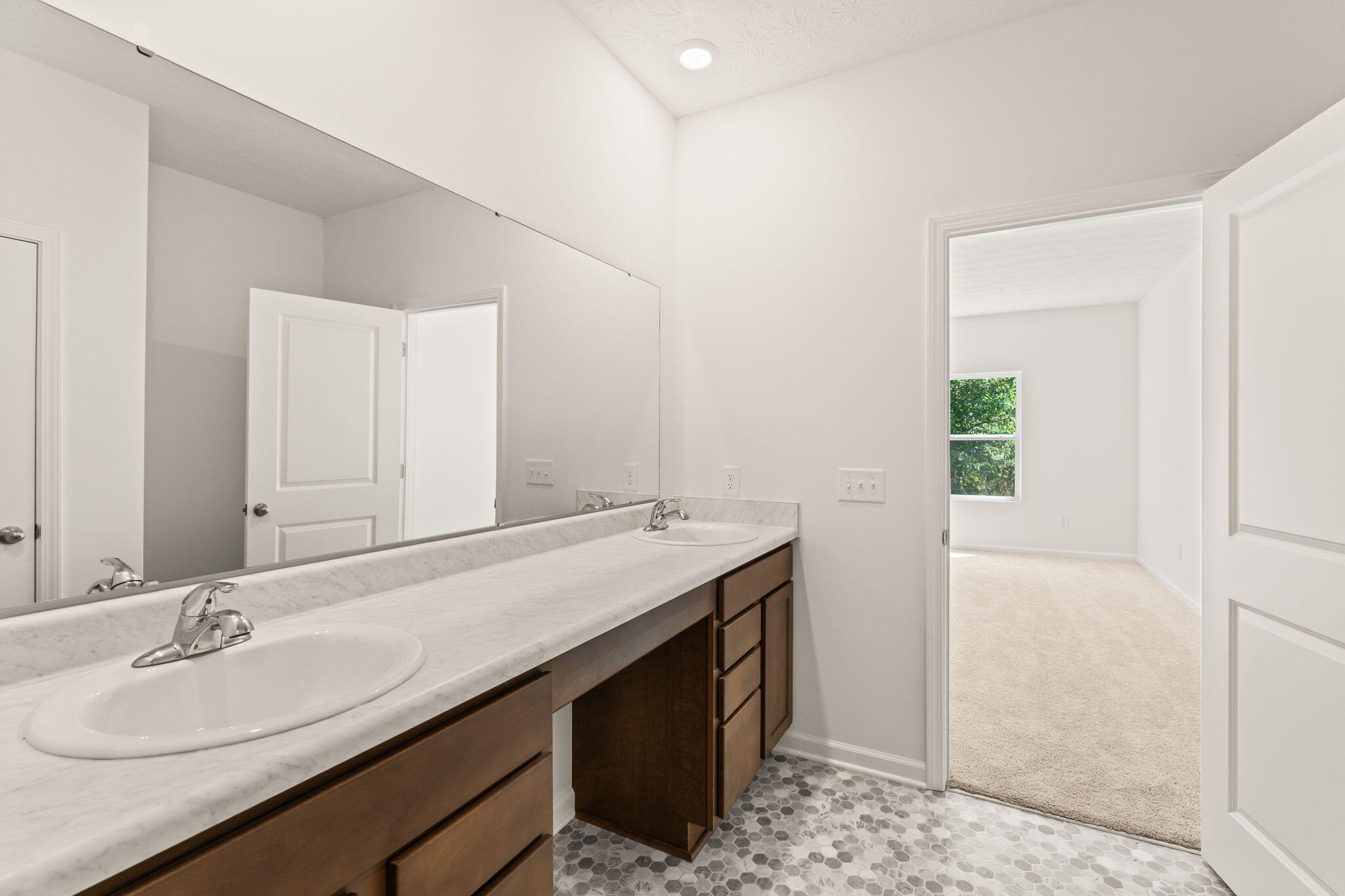 1211 Plymouth Avenue, Piqua, Ohio 45356