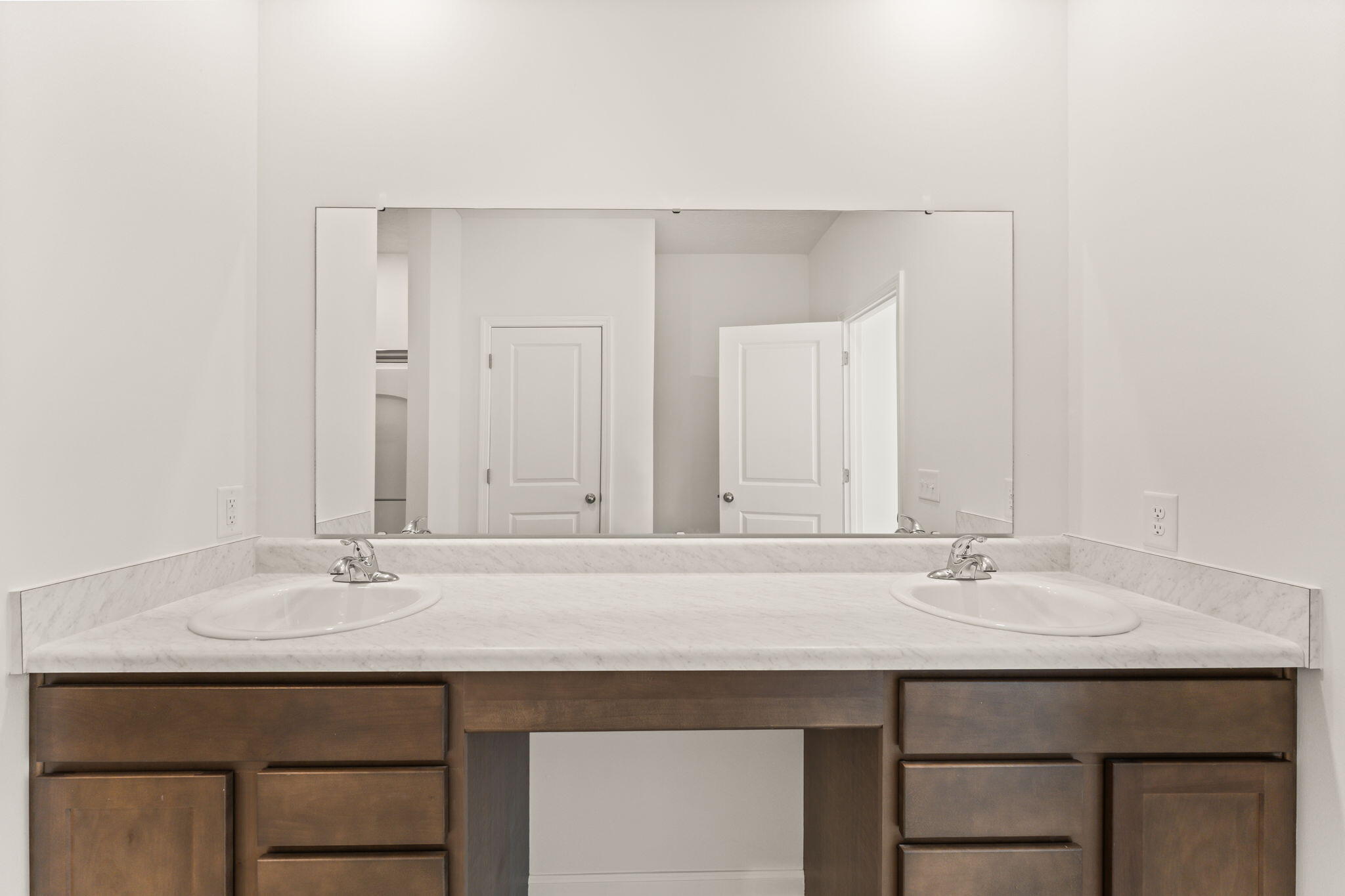 1211 Plymouth Avenue, Piqua, Ohio 45356