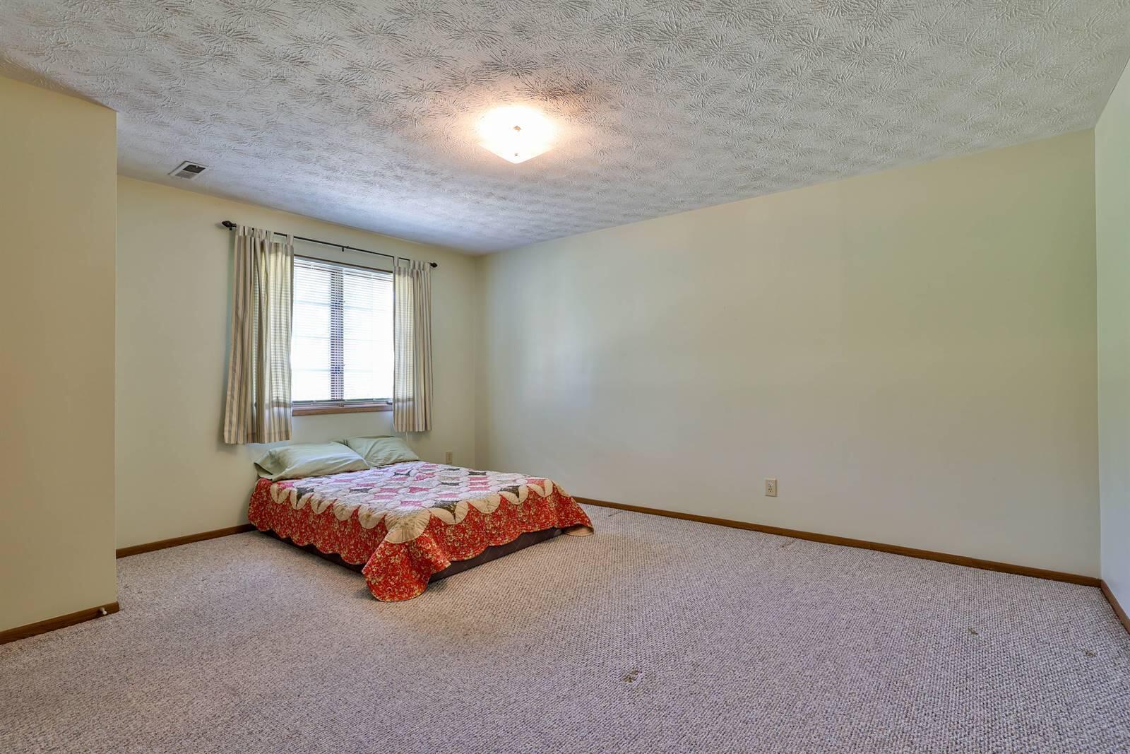 6828 Willow Creek Drive, Dayton, Ohio 45424