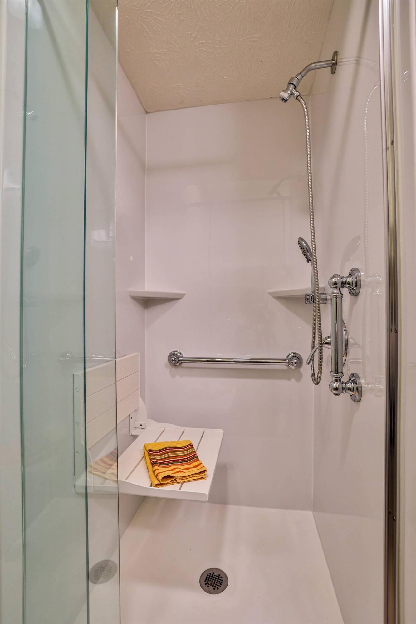 6828 Willow Creek Drive, Dayton, Ohio 45424