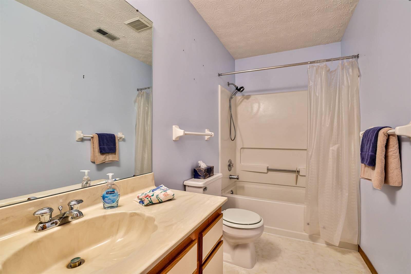 6828 Willow Creek Drive, Dayton, Ohio 45424