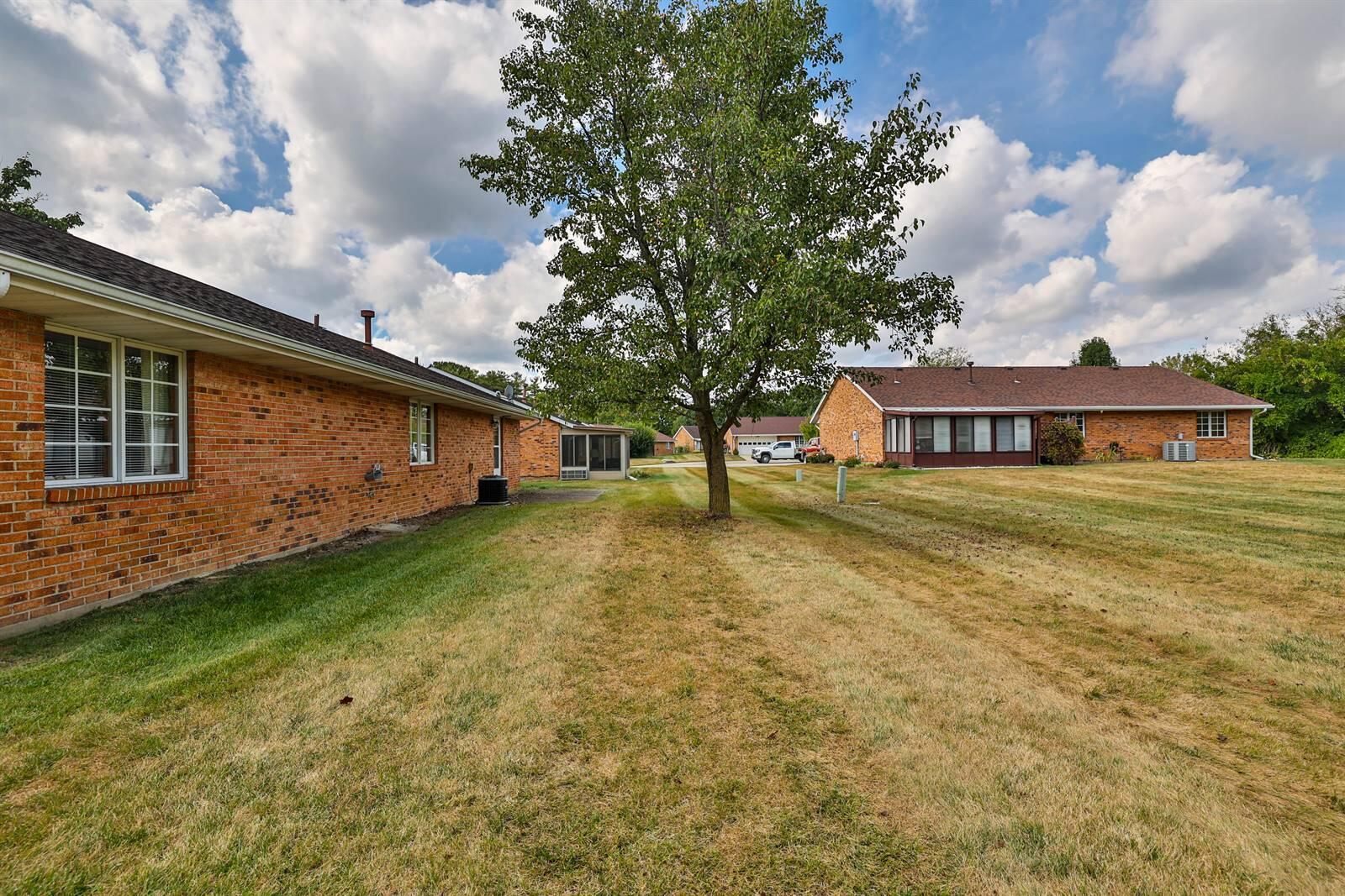 6828 Willow Creek Drive, Dayton, Ohio 45424