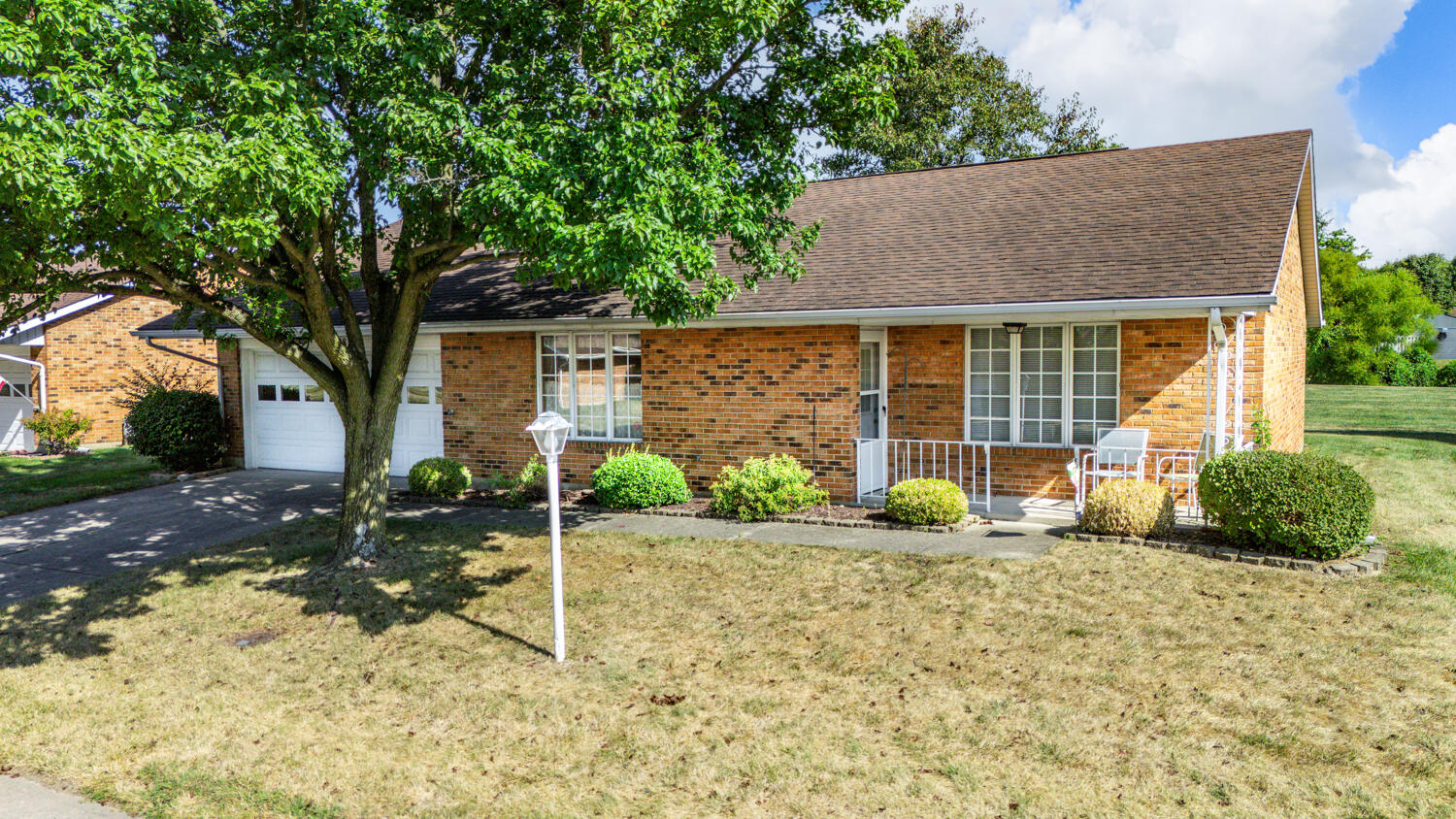 6828 Willow Creek Drive, Dayton, Ohio 45424