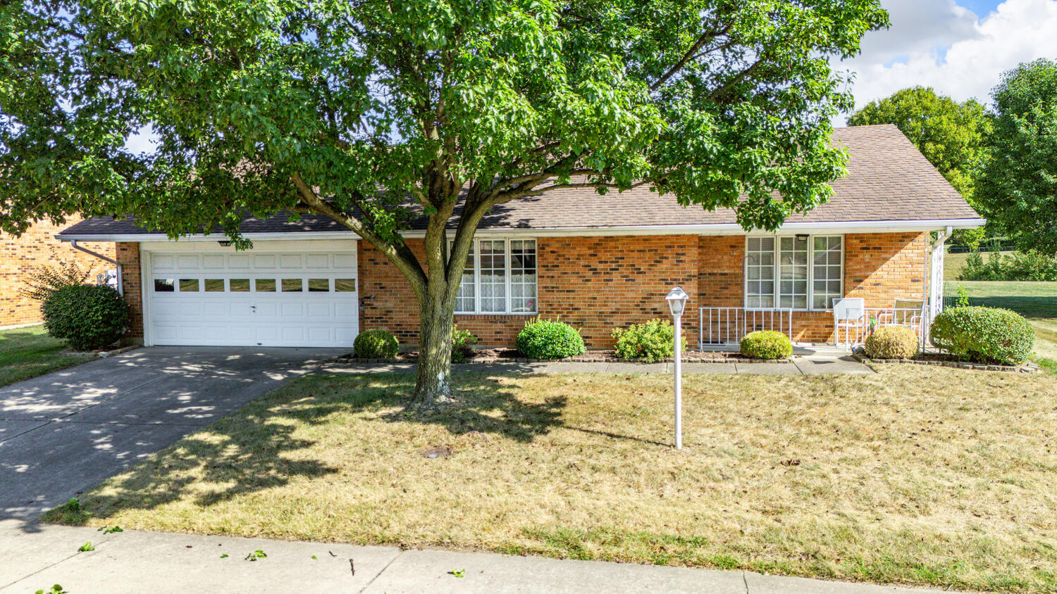 6828 Willow Creek Drive, Dayton, Ohio 45424