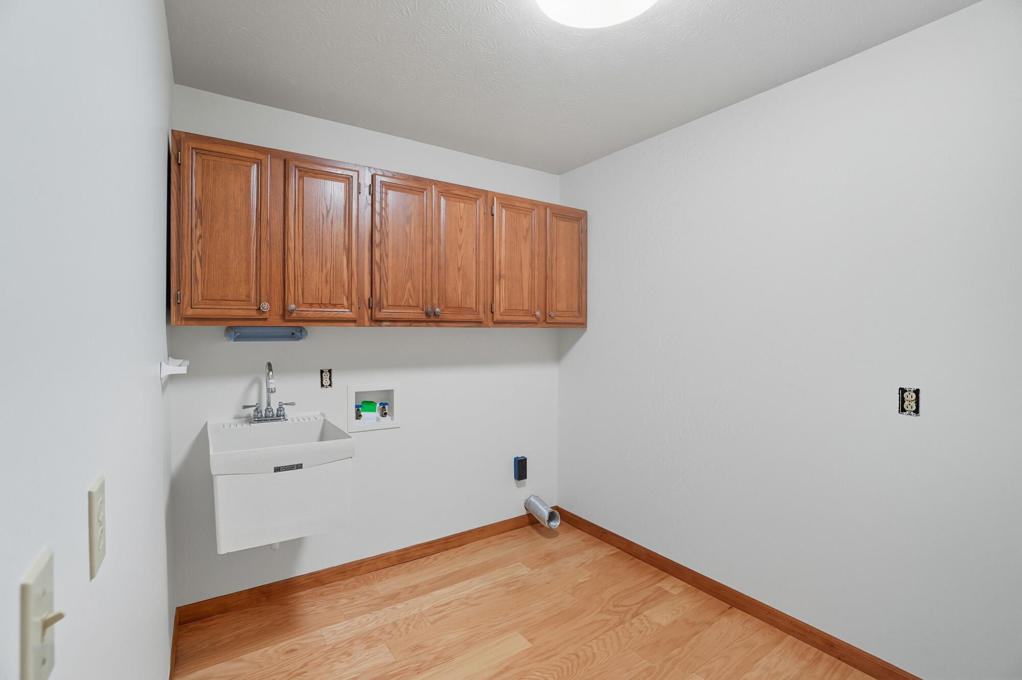 9 James Court, South Charleston, Ohio 45368