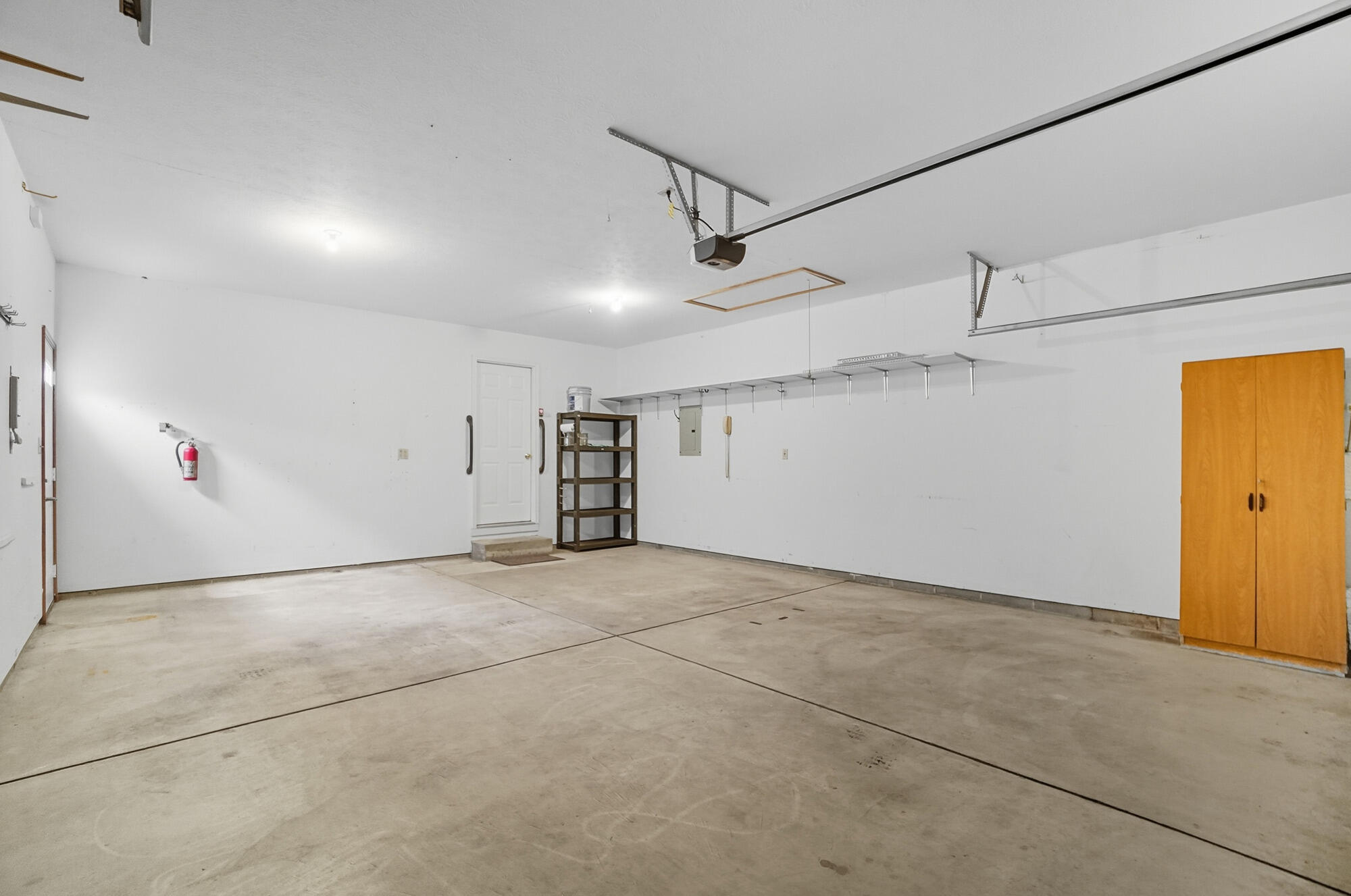 9 James Court, South Charleston, Ohio 45368