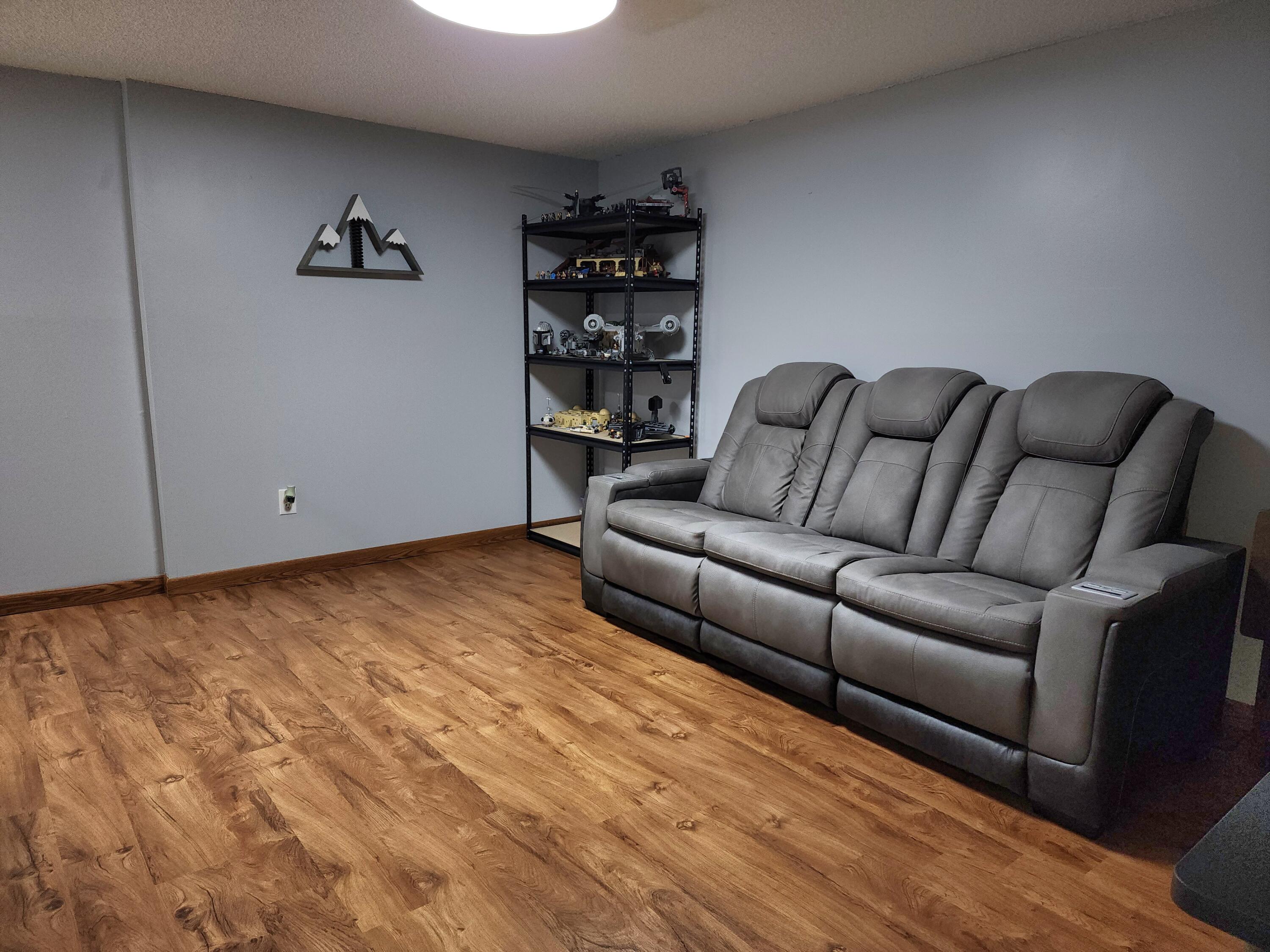 4995 Singleton Drive, Hilliard, Ohio 43026