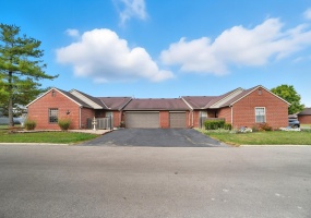 3963 Covington Drive, Springfield, Ohio 45503, 2 Bedrooms Bedrooms, ,2 BathroomsBathrooms,Residential,For Sale,Covington,1041508