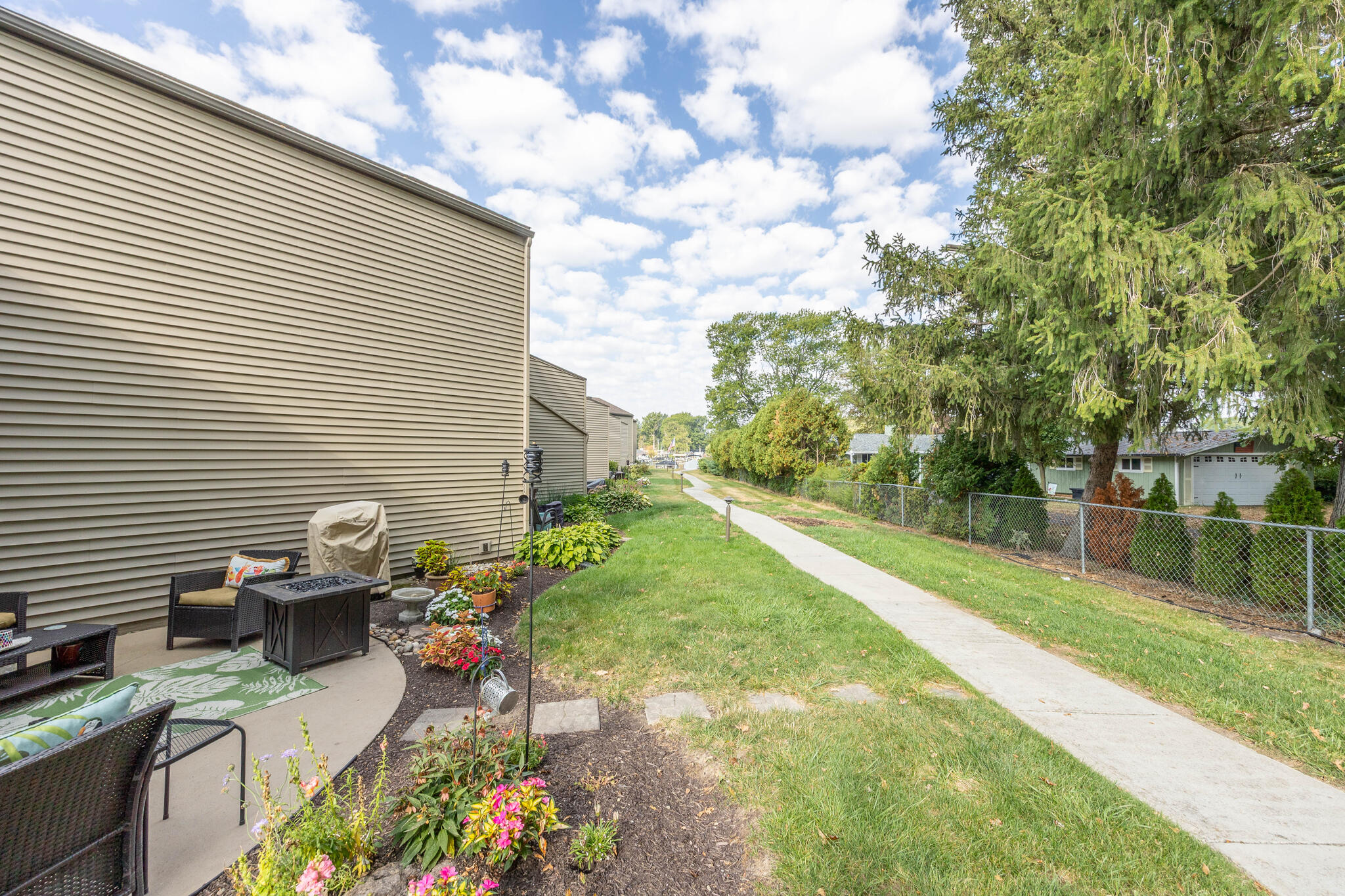 9526 State Route 368, Huntsville, Ohio 43324