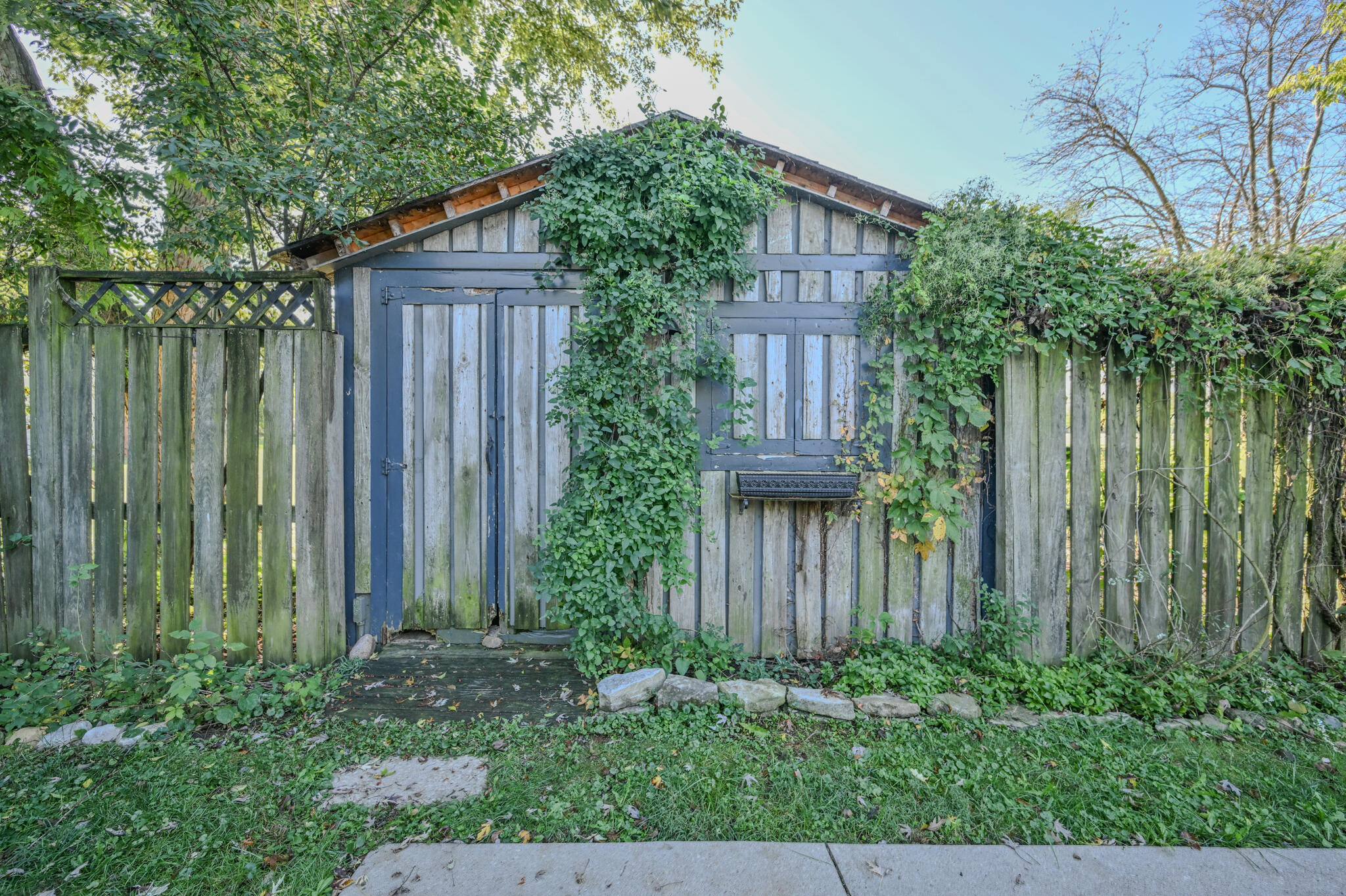 2907 Mystic Lane, Springfield, Ohio 45503