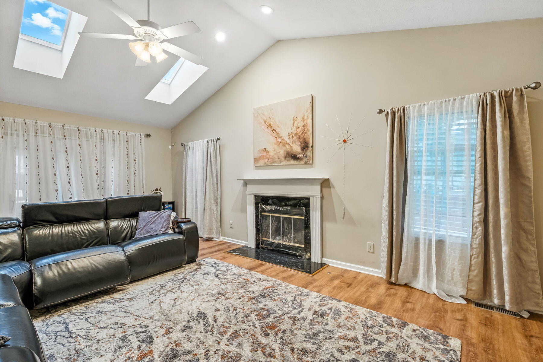 4898 Davidson Run Drive, Hilliard, Ohio 43026