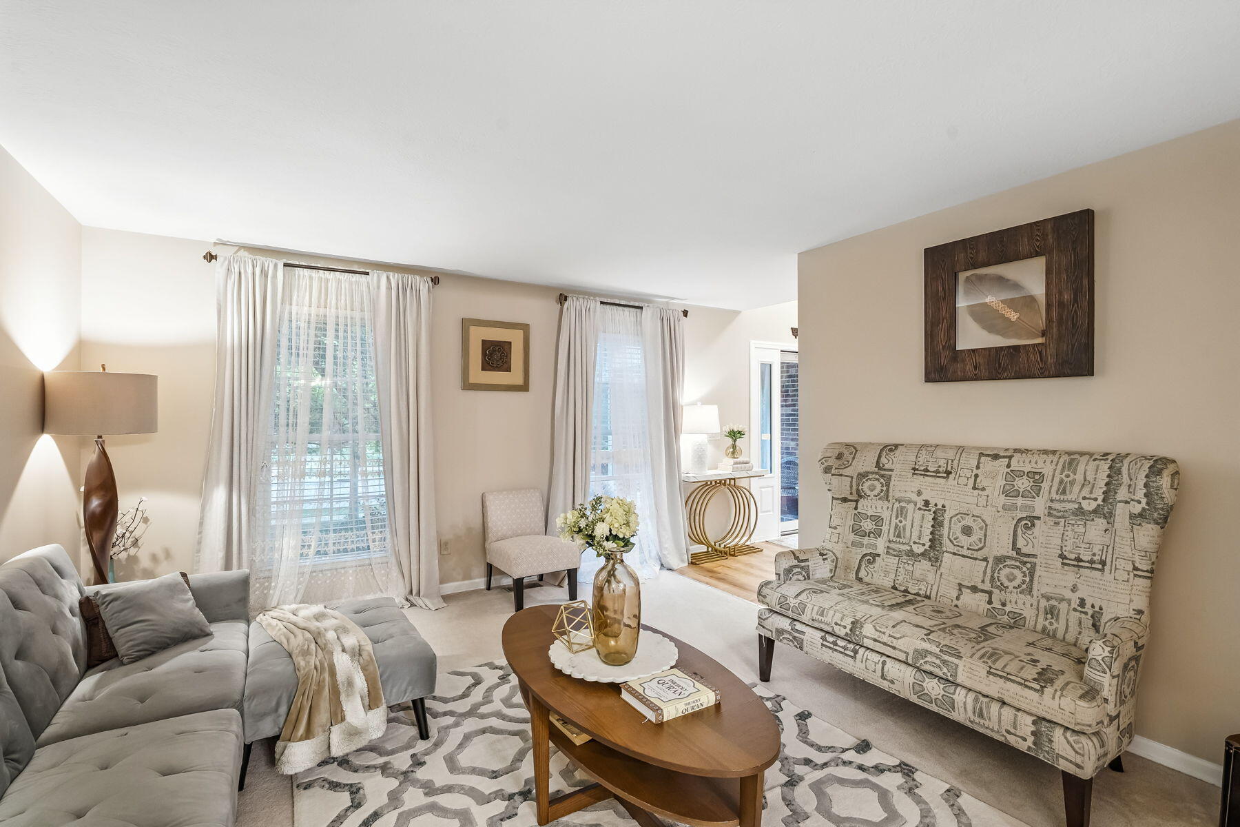 4898 Davidson Run Drive, Hilliard, Ohio 43026