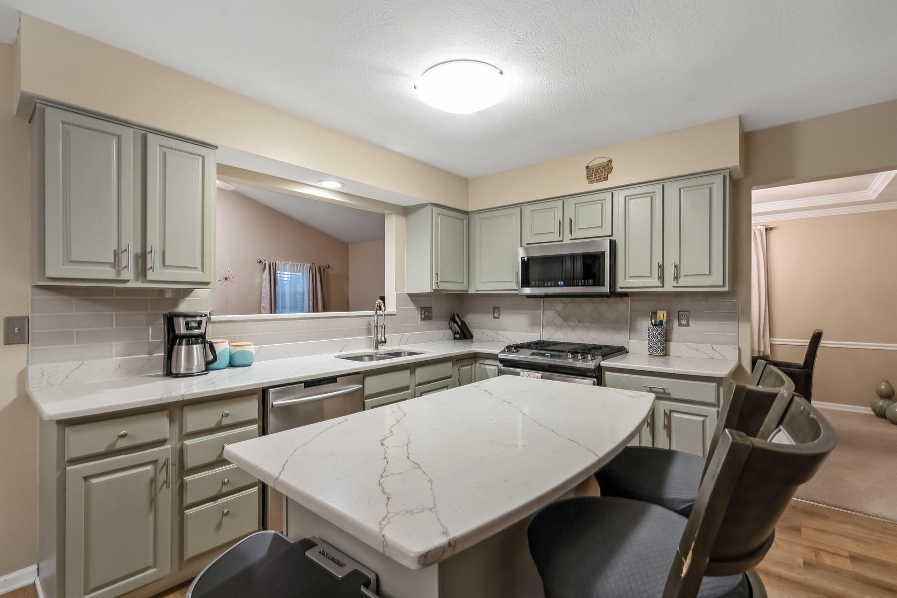 4898 Davidson Run Drive, Hilliard, Ohio 43026