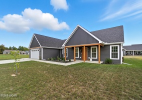 3637 Comanche Drive, Lima, Ohio, 3 Bedrooms Bedrooms, ,2 BathroomsBathrooms,Residential,For Sale,Comanche,308474