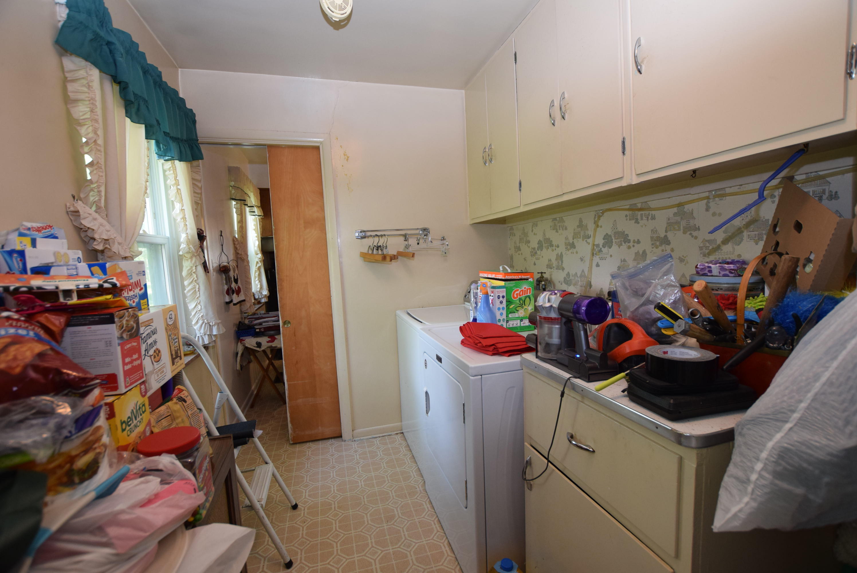 5889 Troy Road, Springfield, Ohio 45502