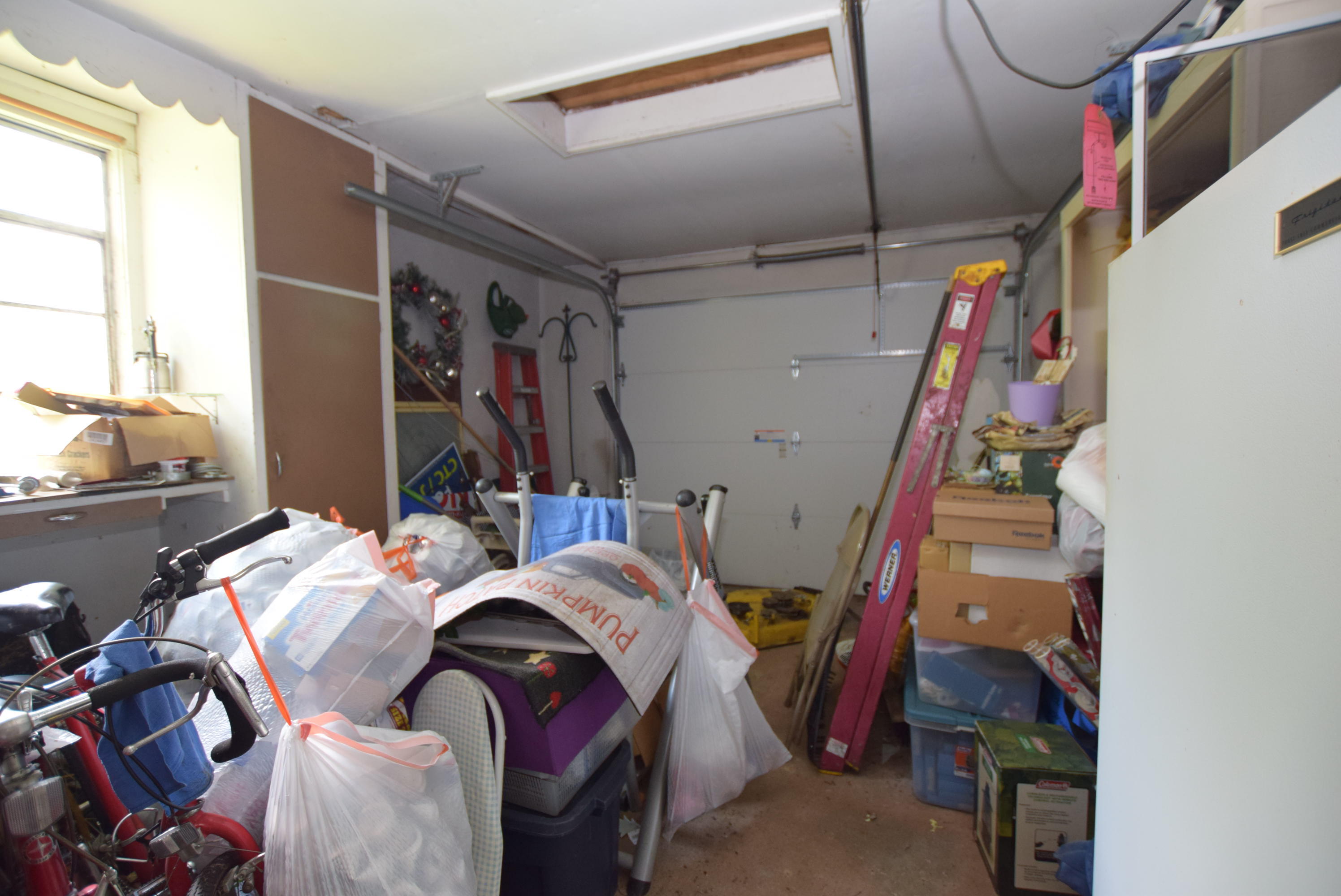 5889 Troy Road, Springfield, Ohio 45502