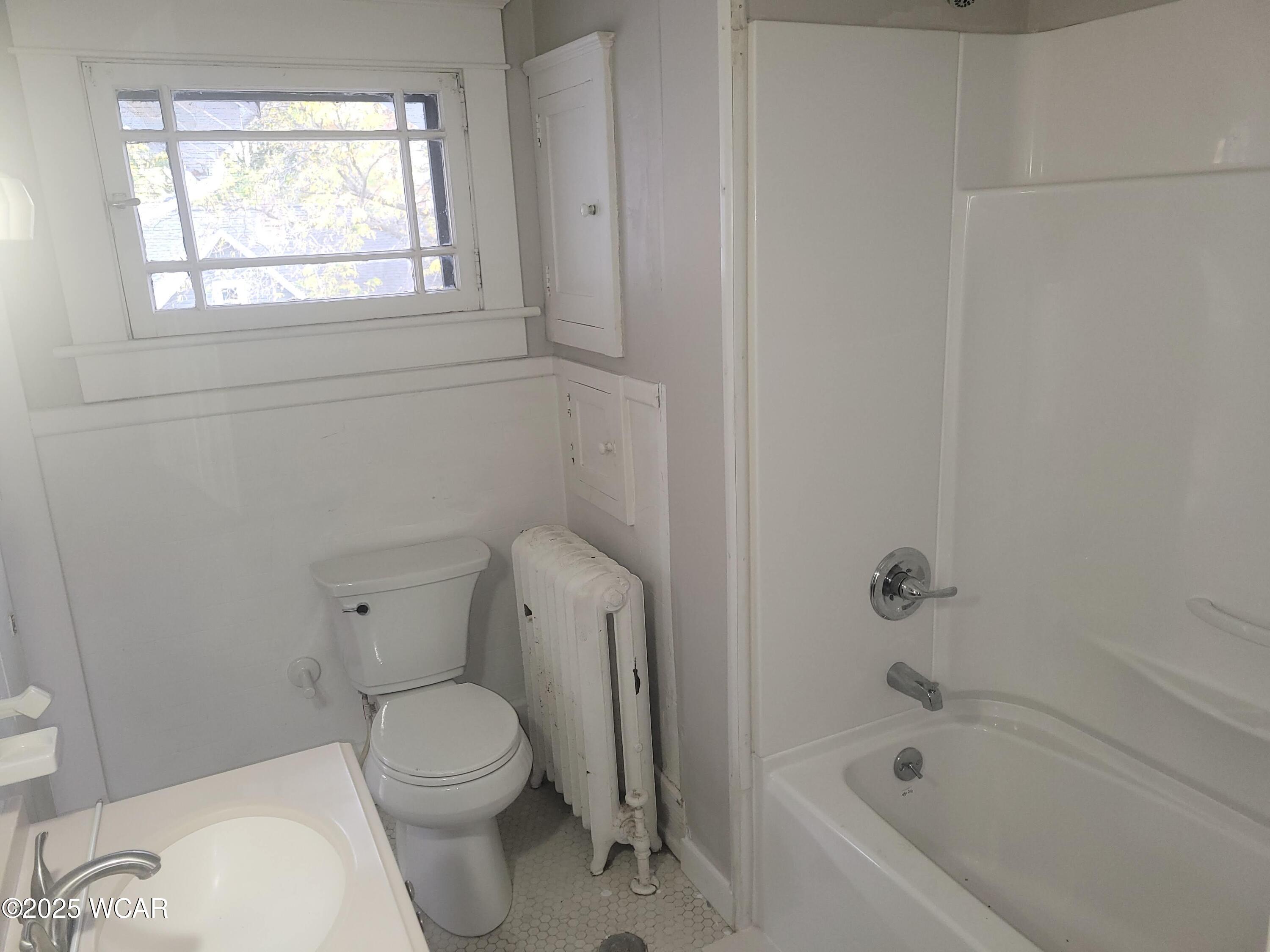 301 S. Main St. Street, Ada, Ohio