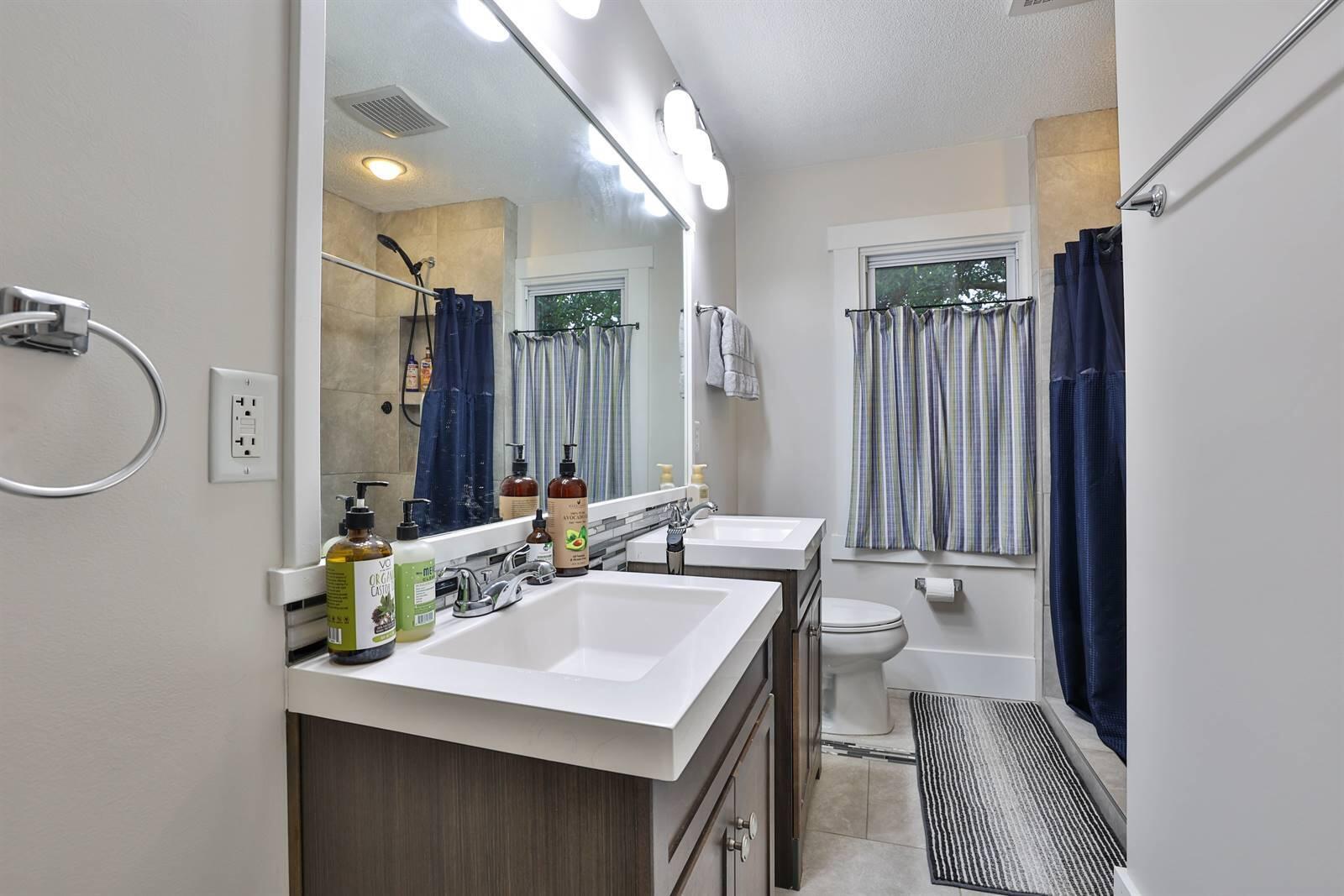 525 Watervliet Avenue, Dayton, Ohio 45420