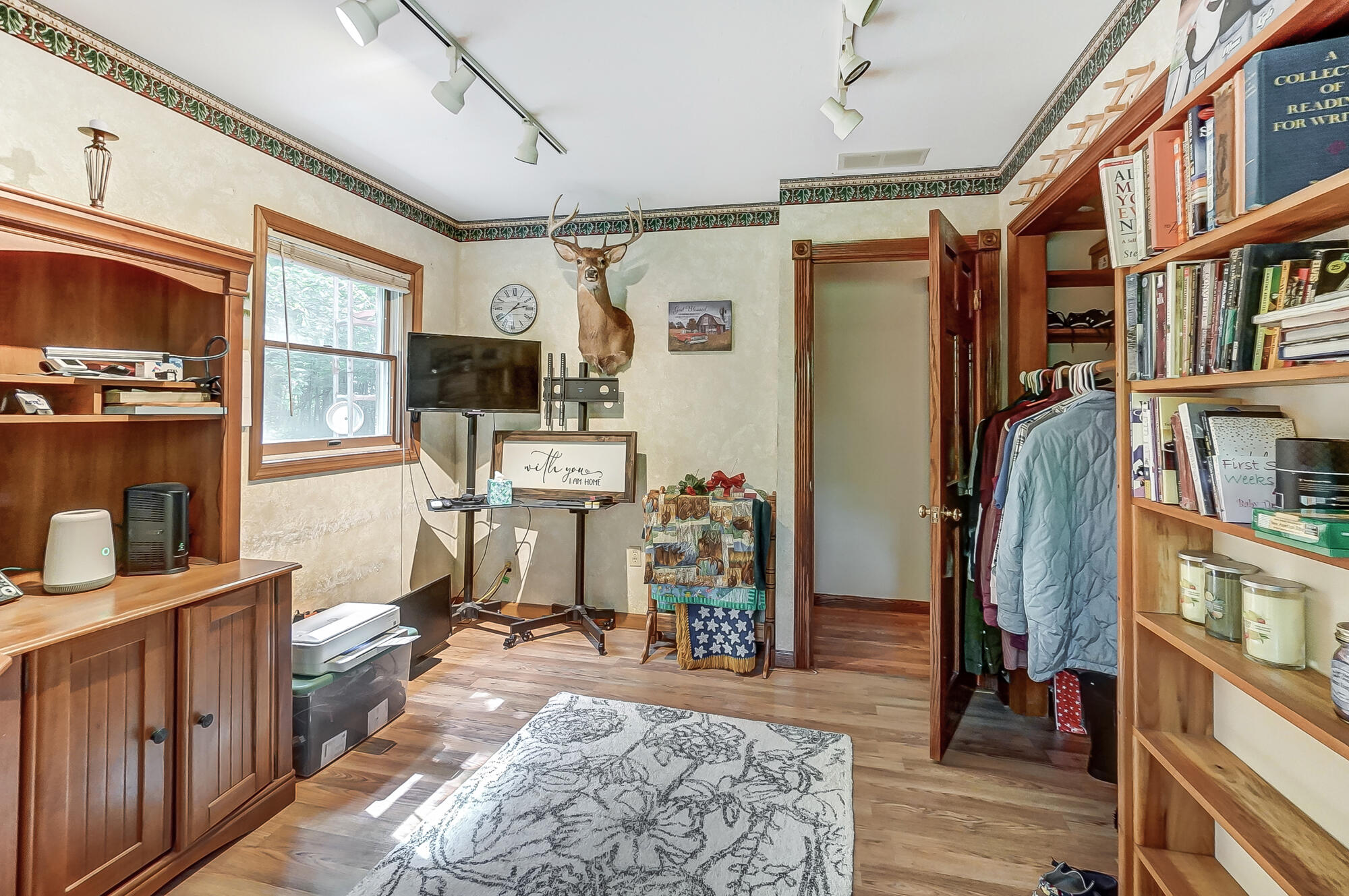 6388 Stoker Road, Houston, Ohio 45333