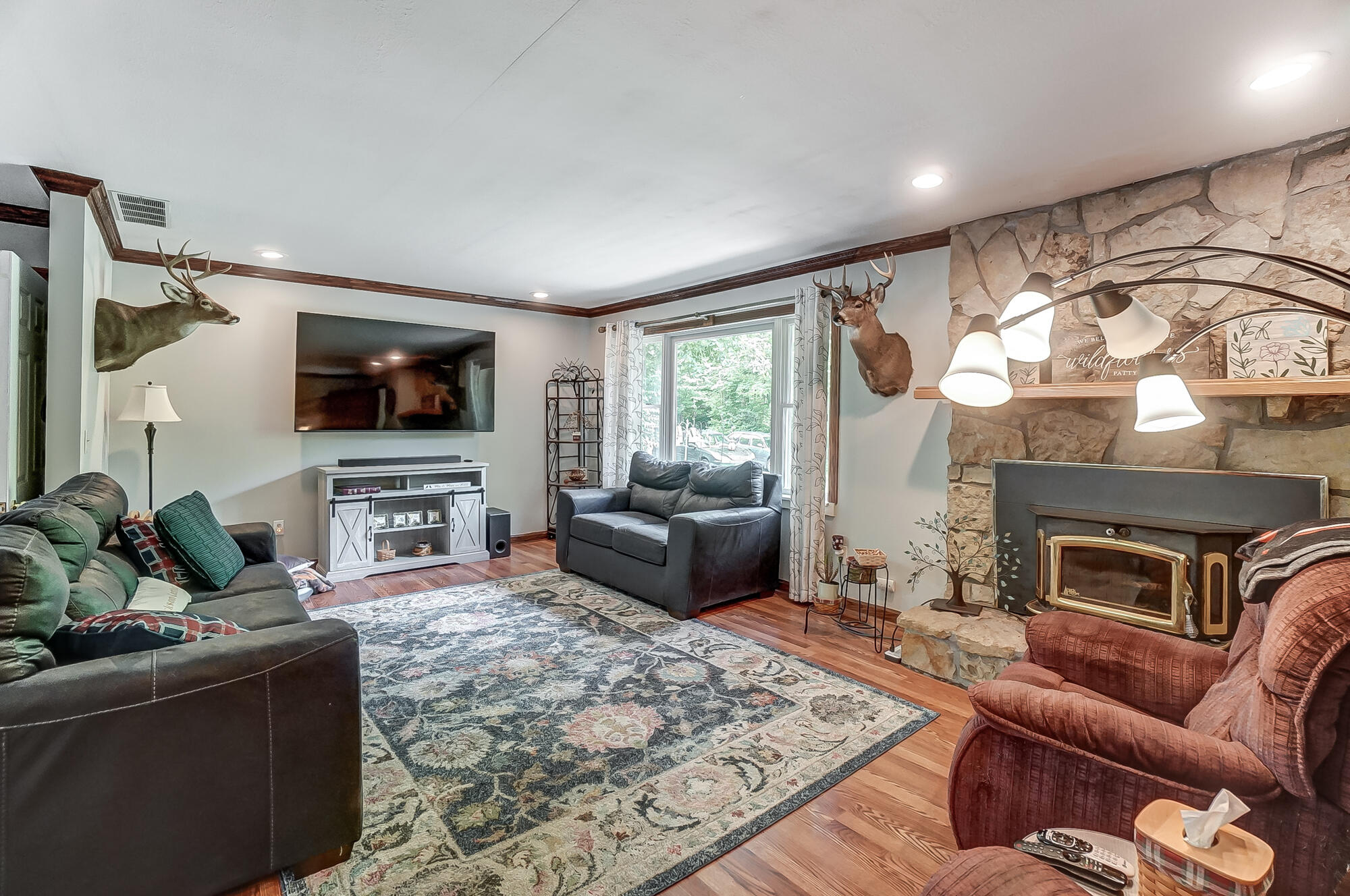 6388 Stoker Road, Houston, Ohio 45333