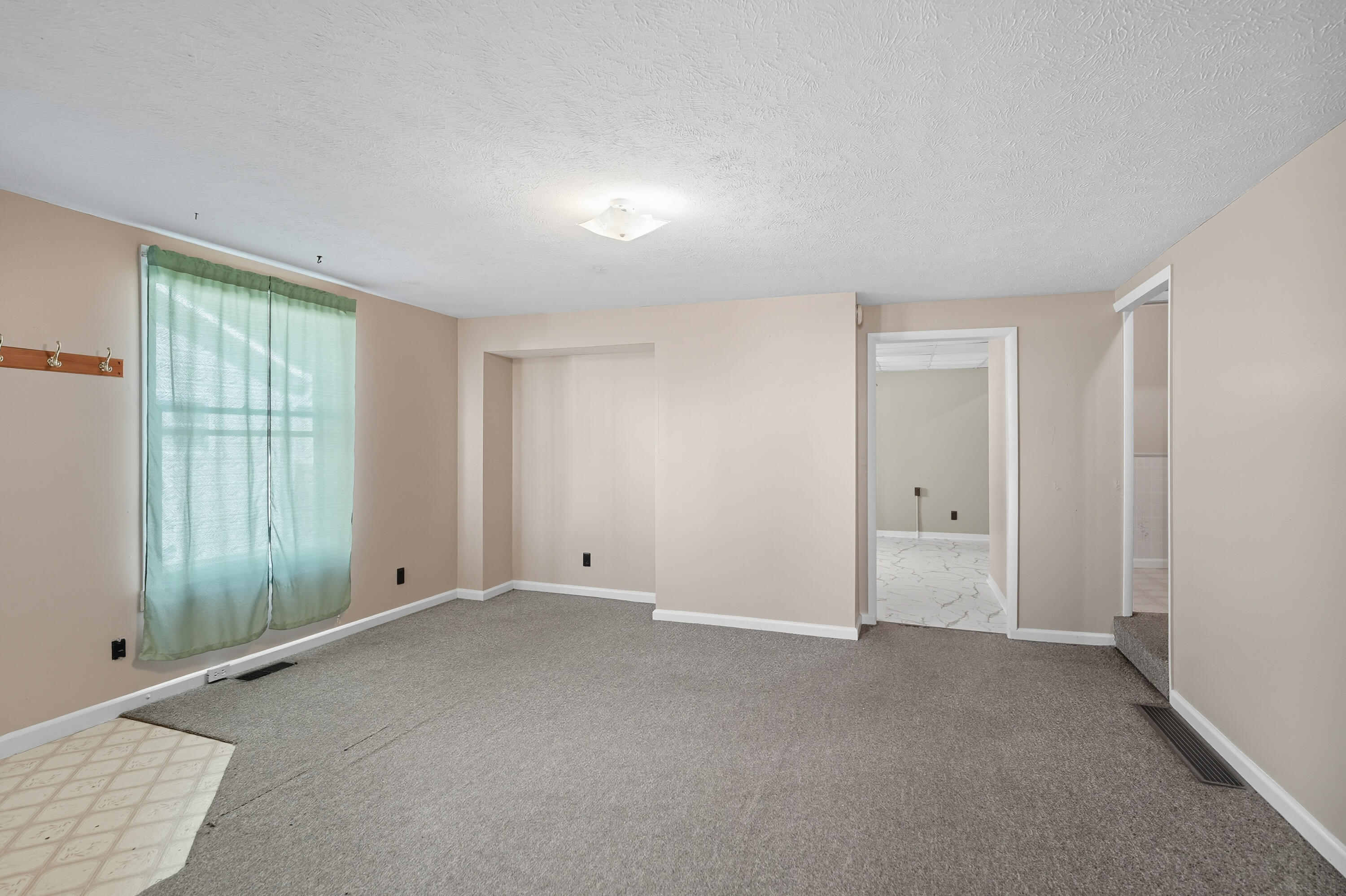 718 Florence Street, Springfield, Ohio 45503