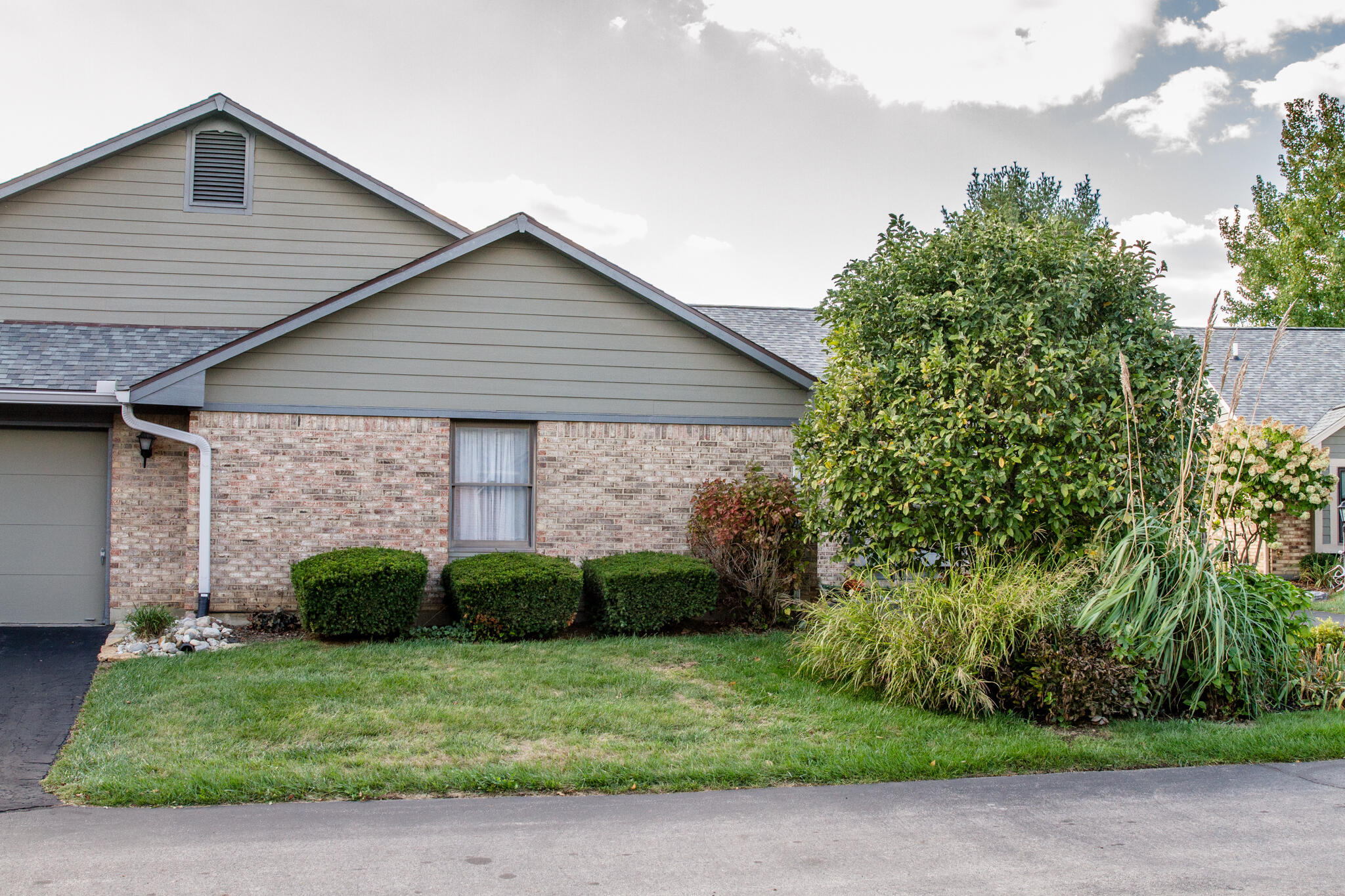 1922 Wedgewood Circle, Springfield, Ohio 45503
