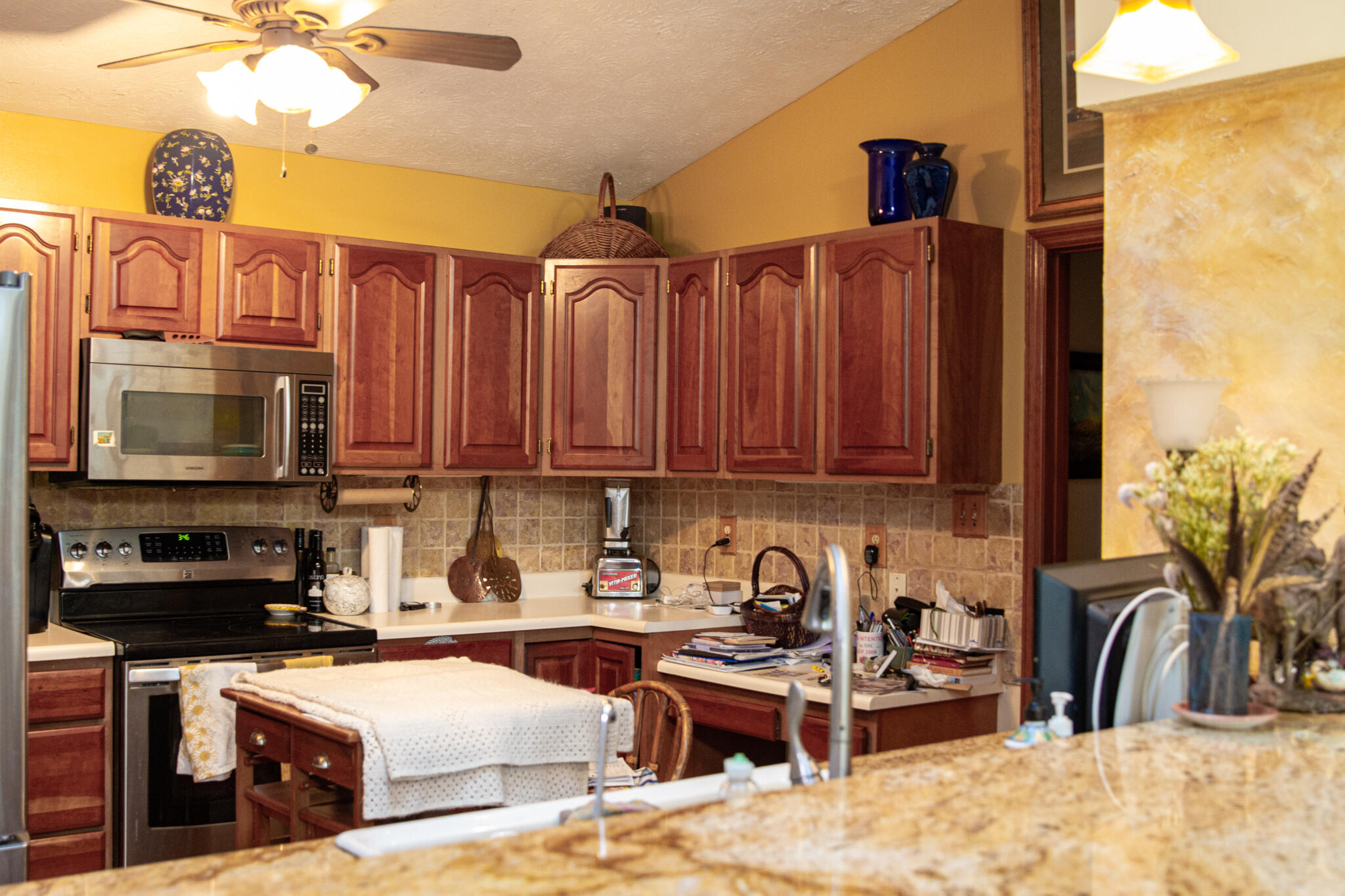 1922 Wedgewood Circle, Springfield, Ohio 45503