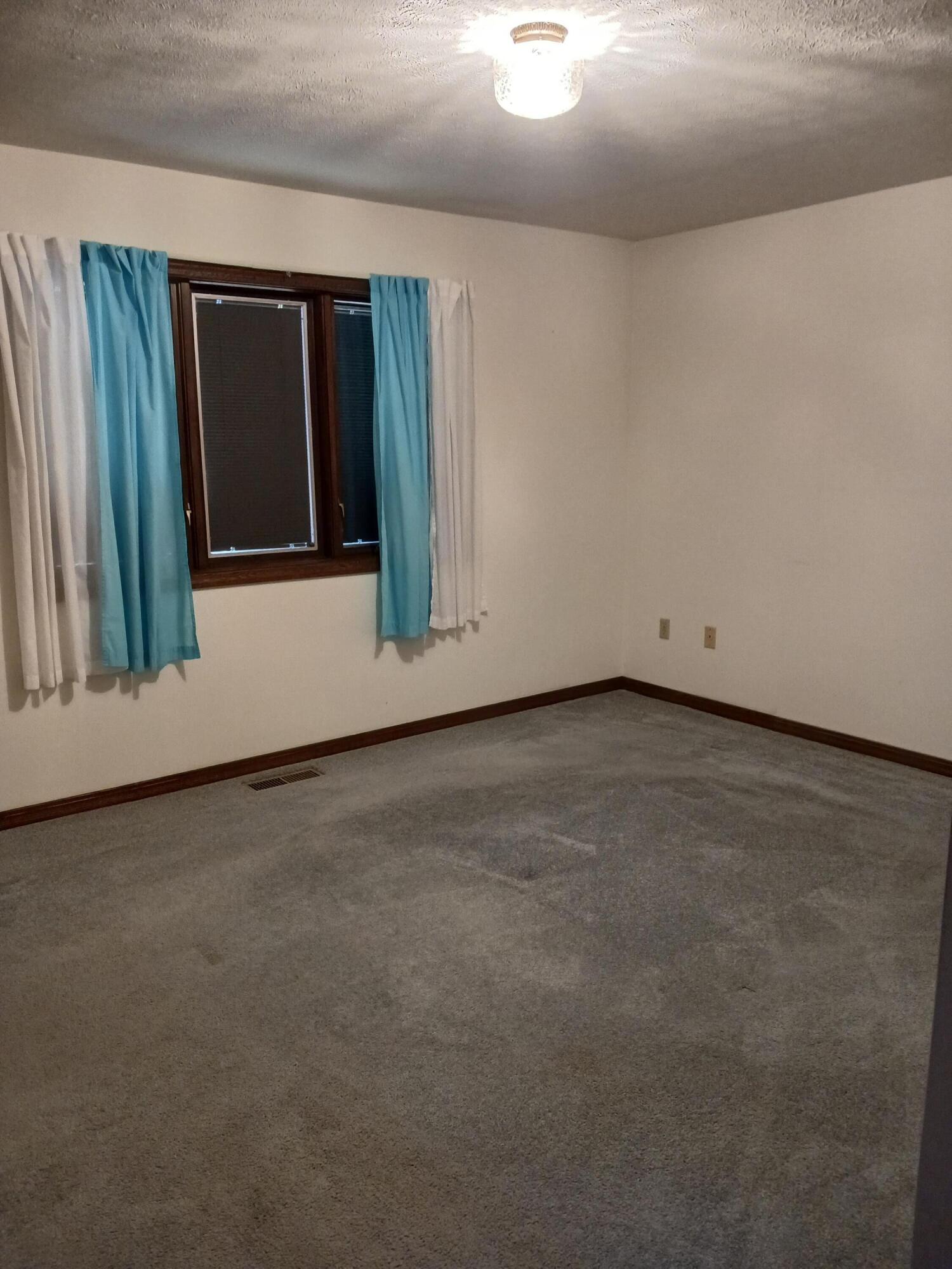 2010 Barnsbury Court, Celina, Ohio 45822