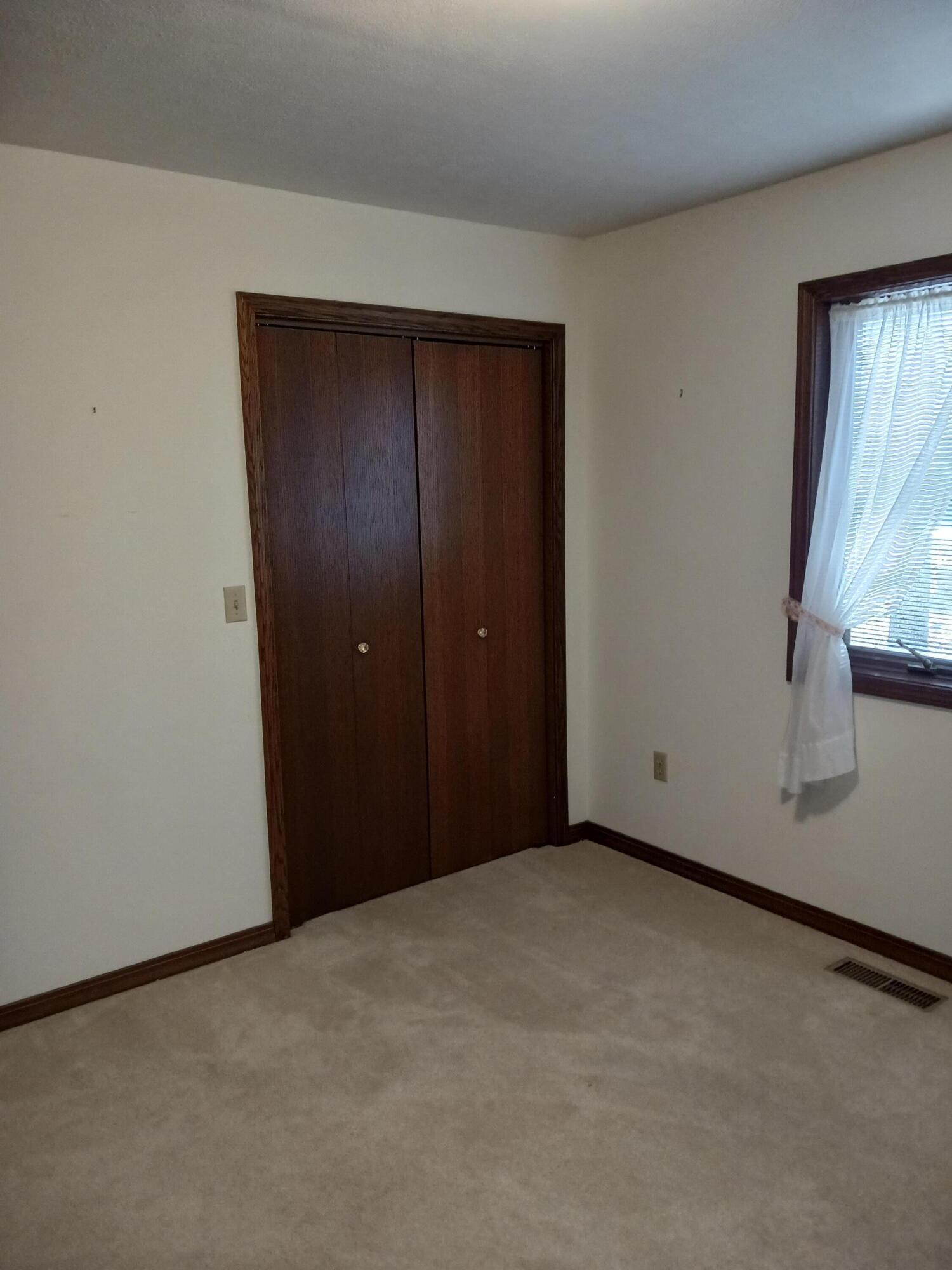 2010 Barnsbury Court, Celina, Ohio 45822