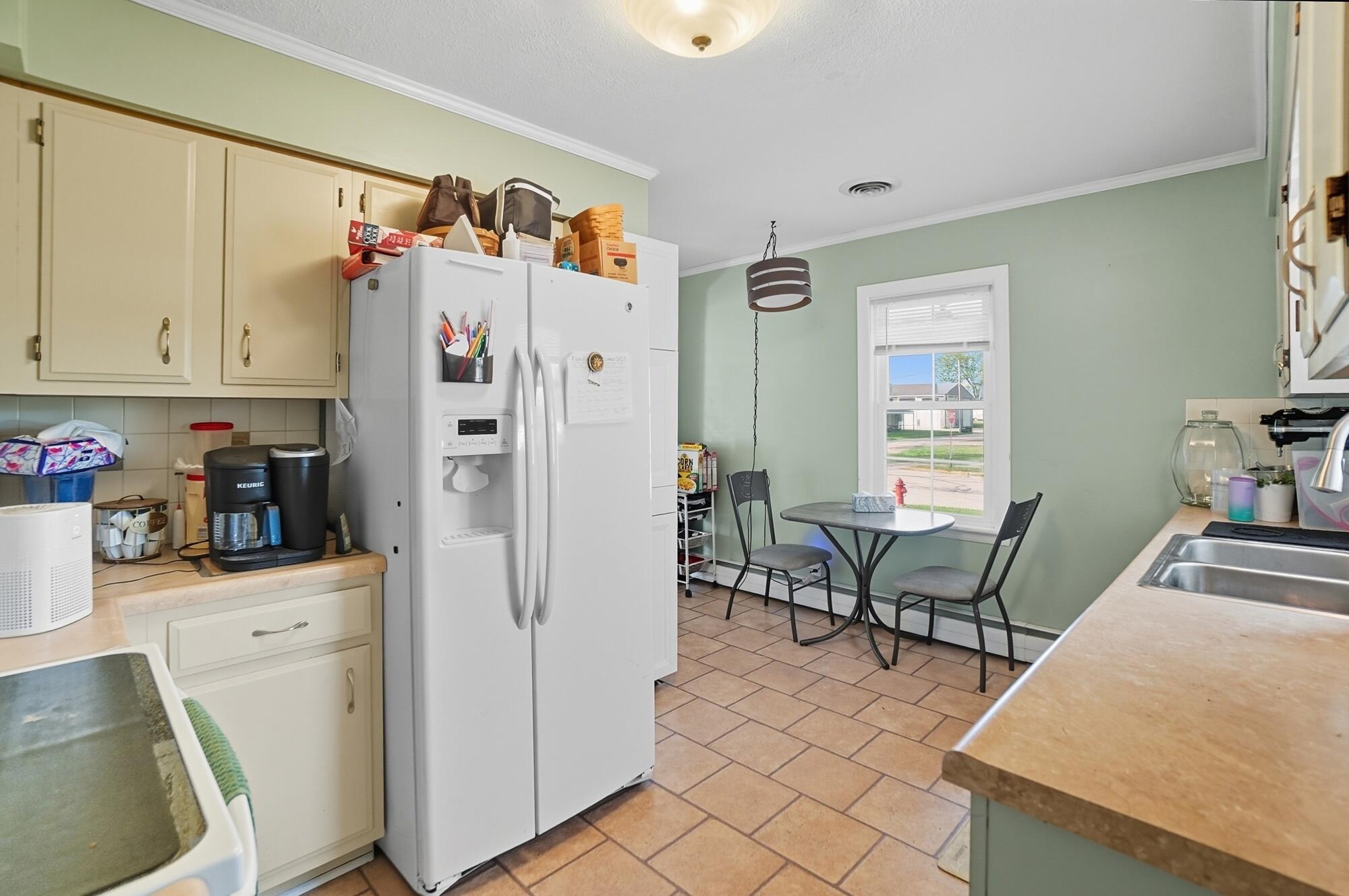 208 South Street, Anna, Ohio 45302