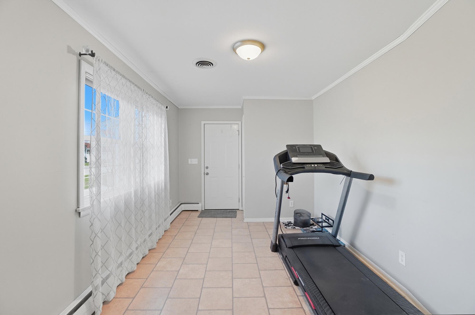 208 South Street, Anna, Ohio 45302