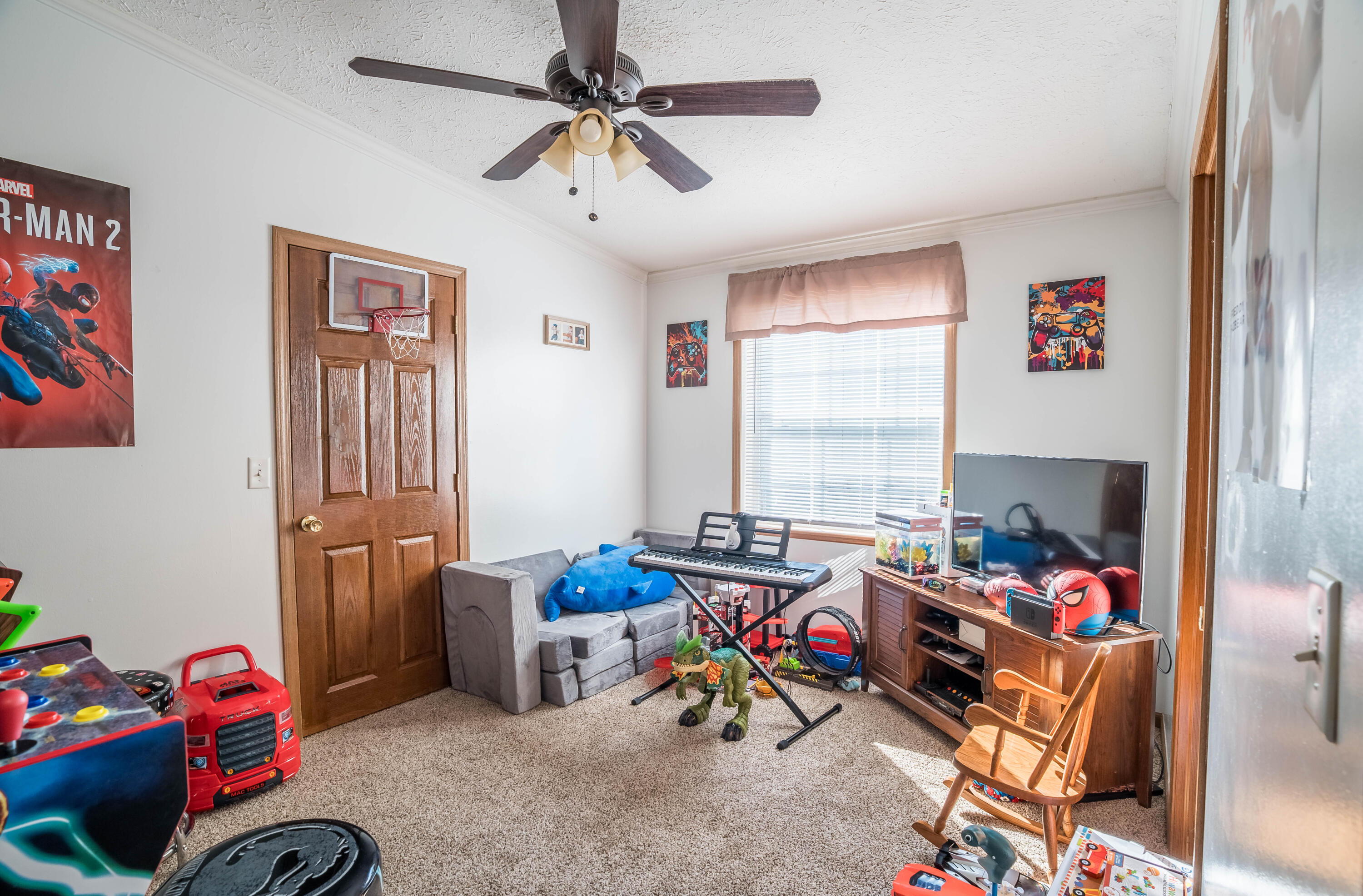 210 Lyndhurst Drive, Piqua, Ohio 45356