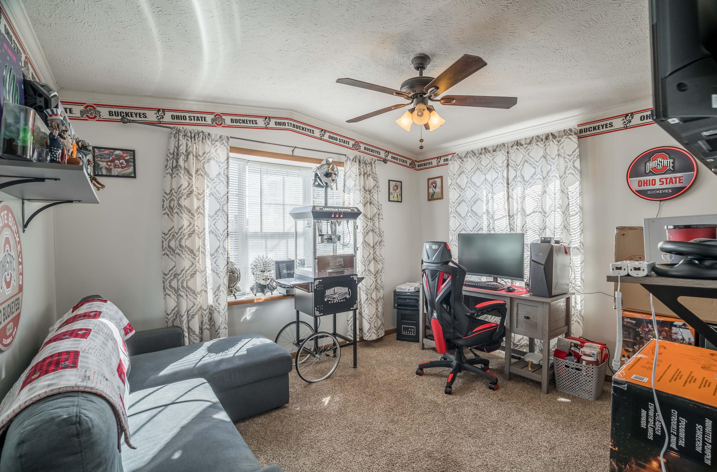 210 Lyndhurst Drive, Piqua, Ohio 45356