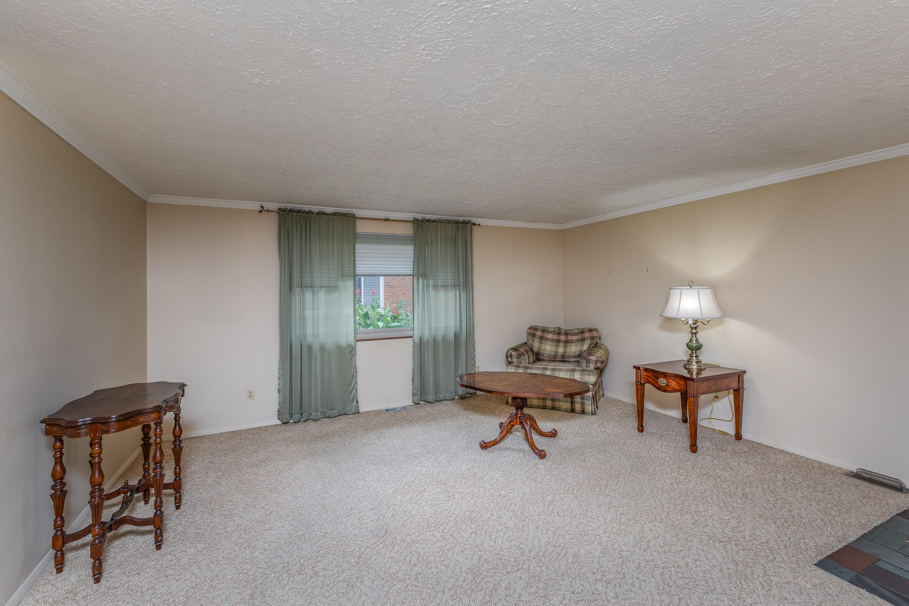 109 Silverstone Drive, Englewood, Ohio 45322