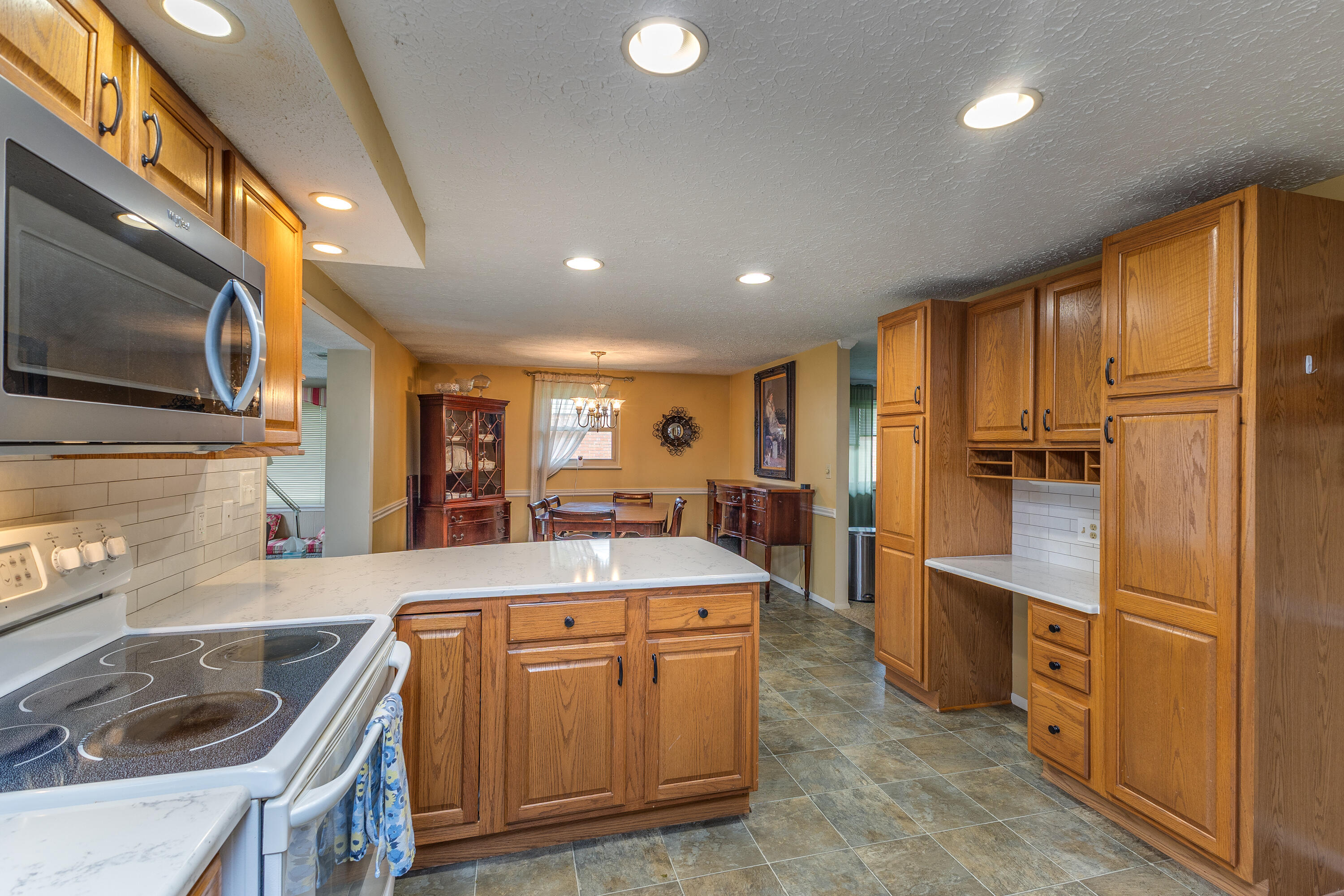 109 Silverstone Drive, Englewood, Ohio 45322