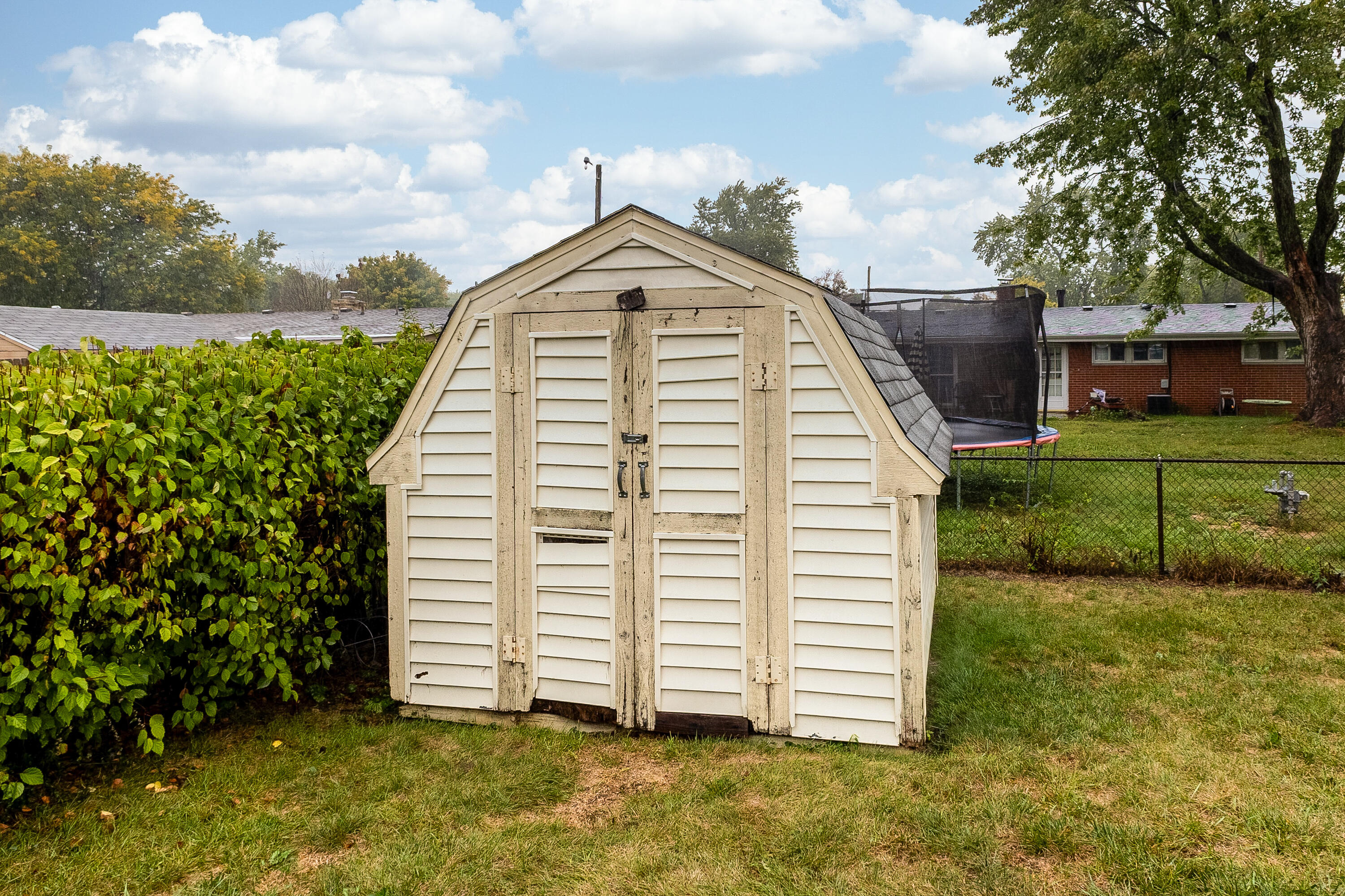 109 Silverstone Drive, Englewood, Ohio 45322