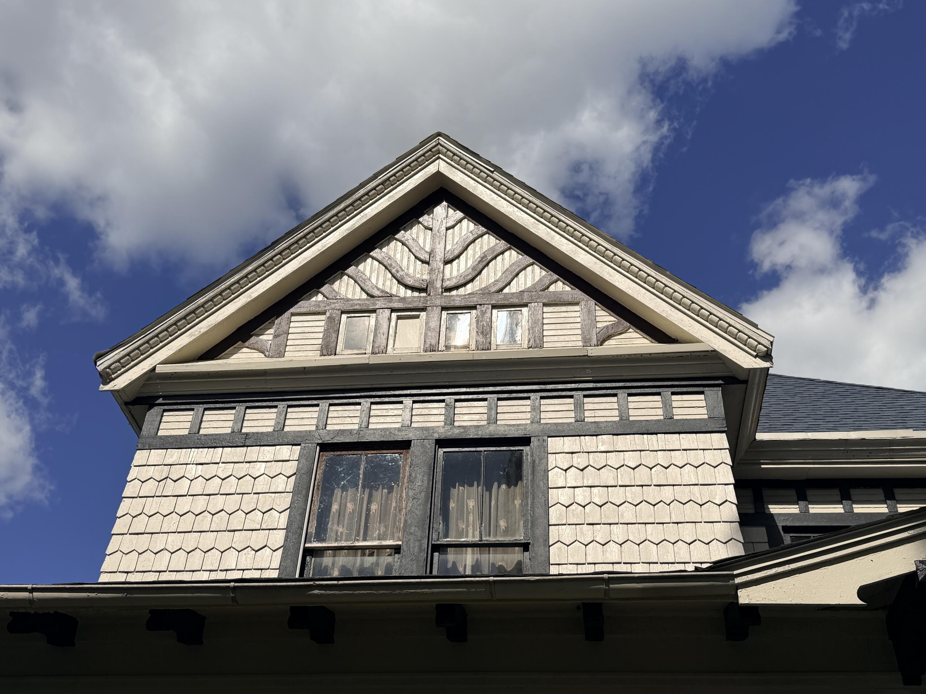 325 Chillicothe Avenue, Bellefontaine, Ohio 43311