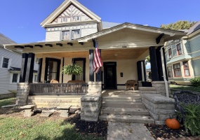 325 Chillicothe Avenue, Bellefontaine, Ohio 43311, 4 Bedrooms Bedrooms, ,1 BathroomBathrooms,Residential,For Sale,Chillicothe,1041908