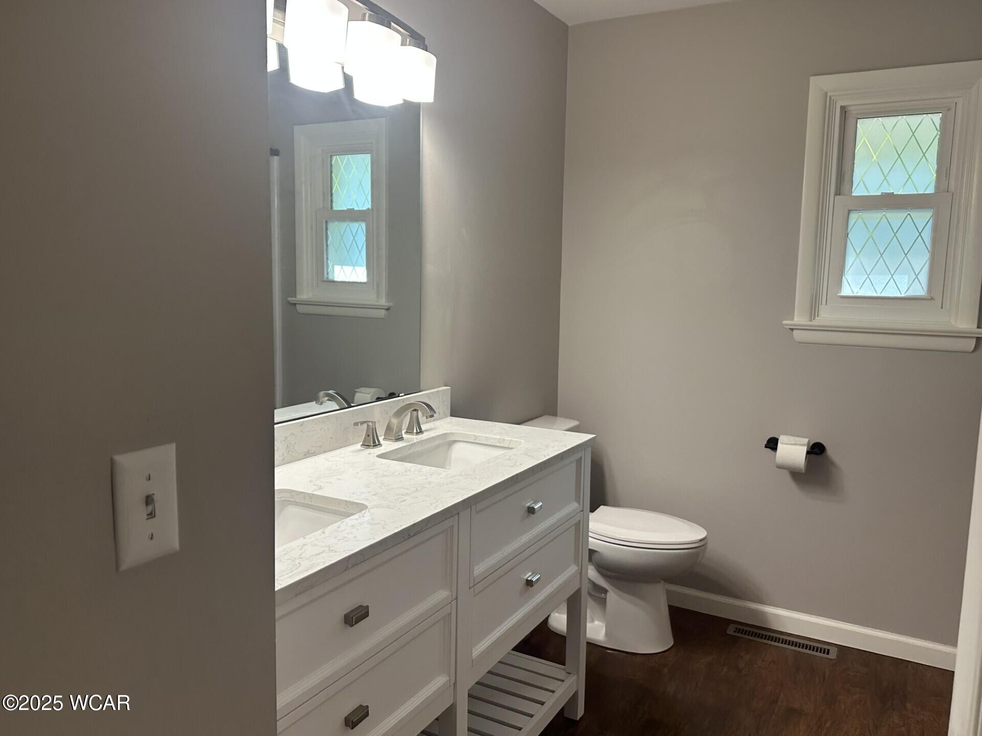 3838 Kemp Road, Lima, Ohio