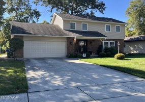 704 Bentwood Drive, Lima, Ohio, 4 Bedrooms Bedrooms, ,2 BathroomsBathrooms,Residential,For Sale,Bentwood,308506