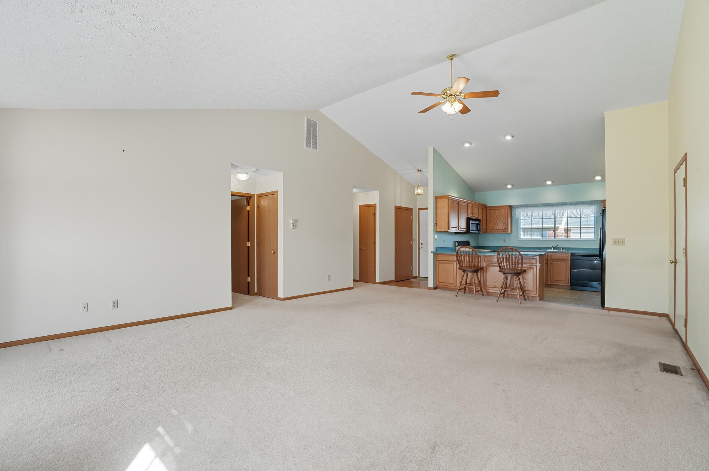 1781 Pinehurst Drive, Springfield, Ohio 45502