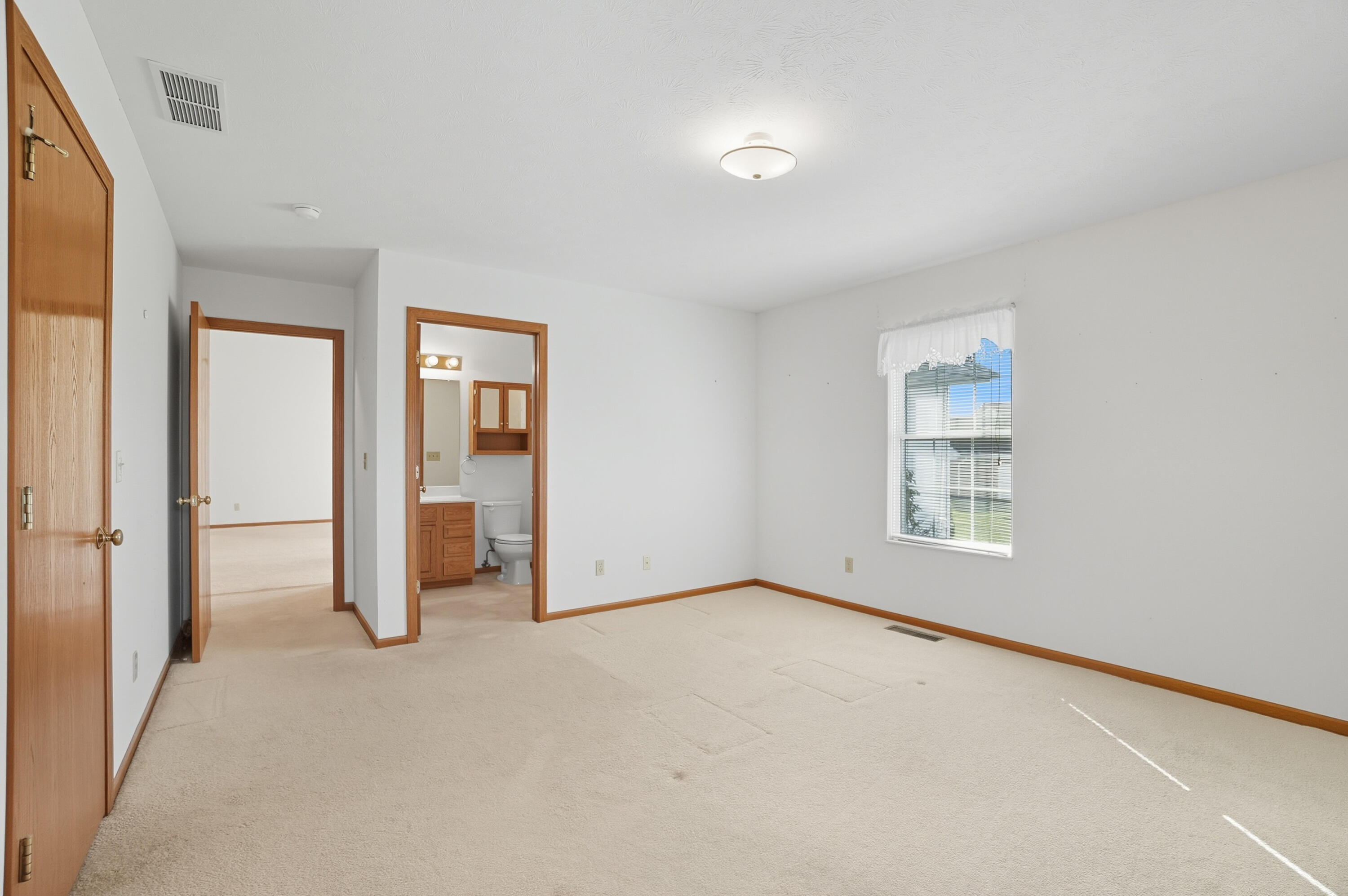 1781 Pinehurst Drive, Springfield, Ohio 45502