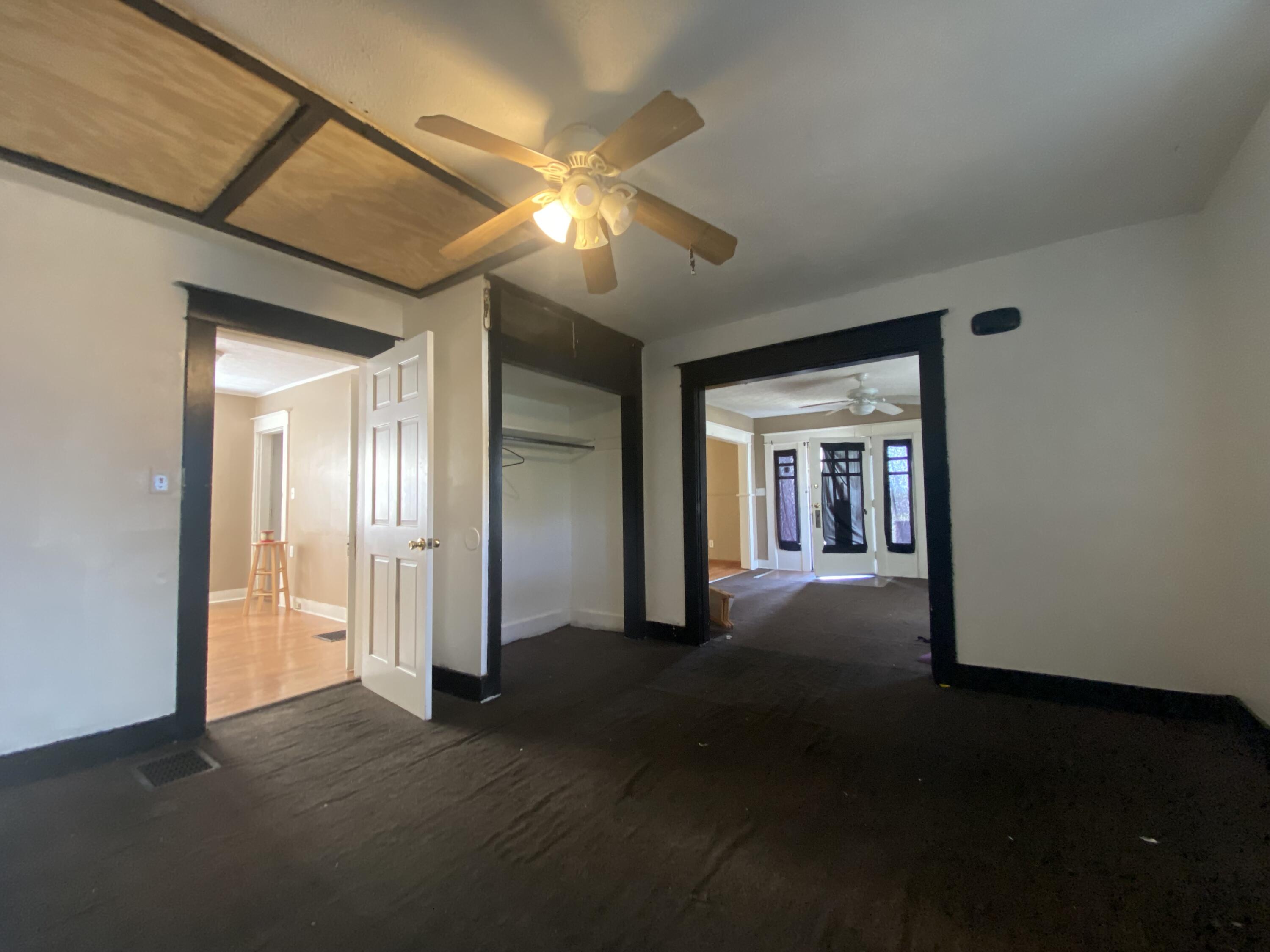 112 Burnett Road, Springfield, Ohio 45503