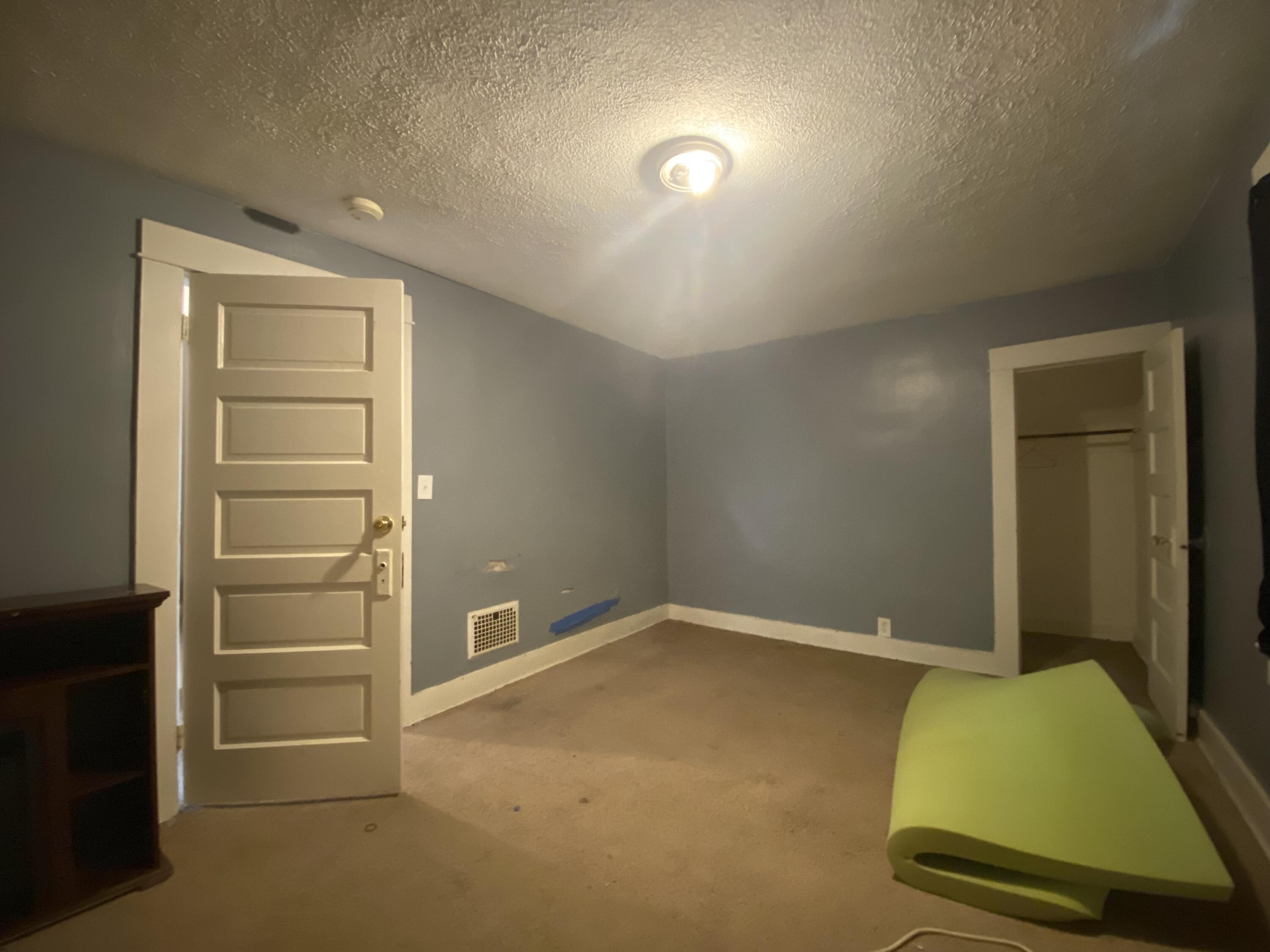 112 Burnett Road, Springfield, Ohio 45503