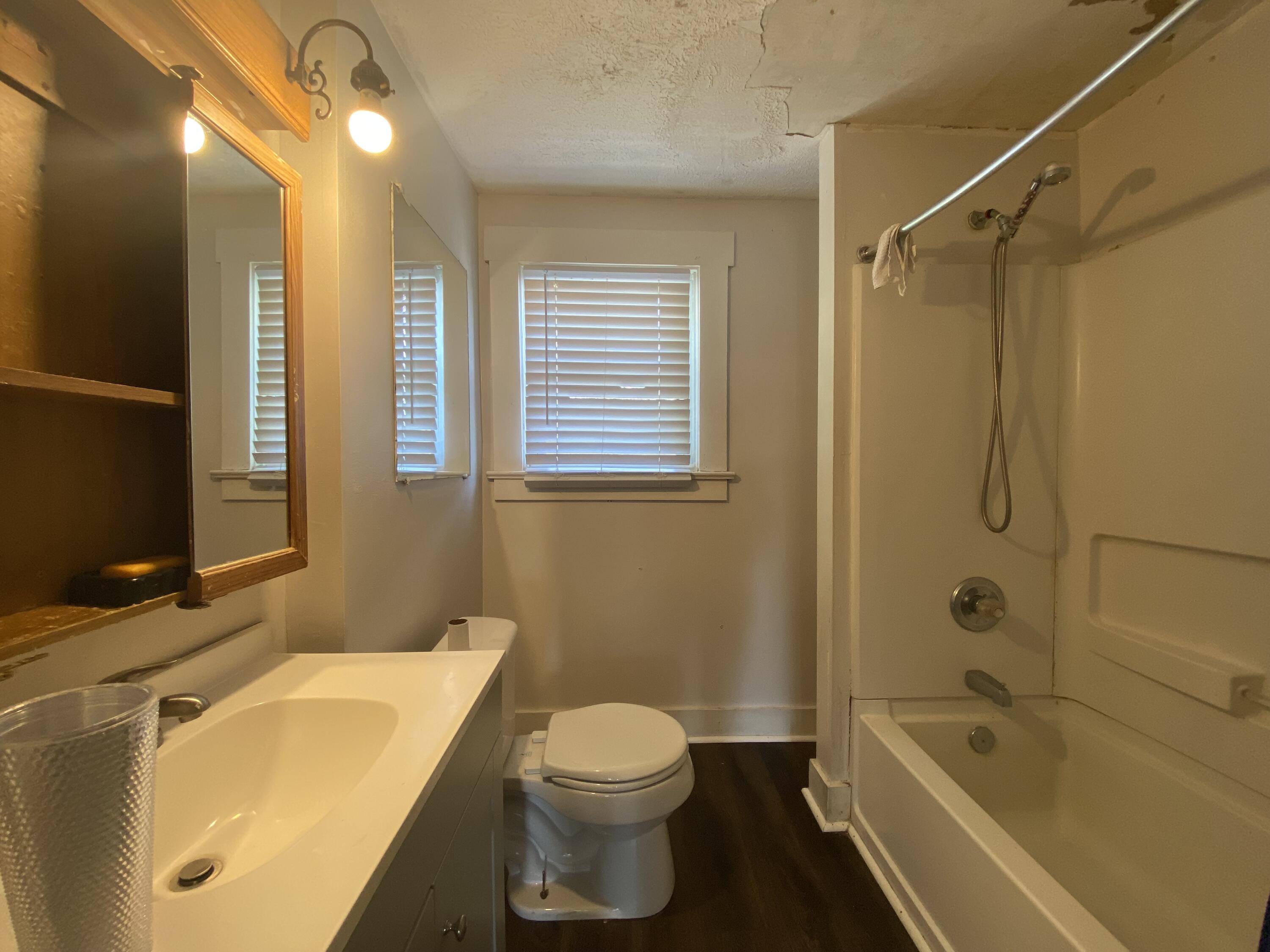 112 Burnett Road, Springfield, Ohio 45503