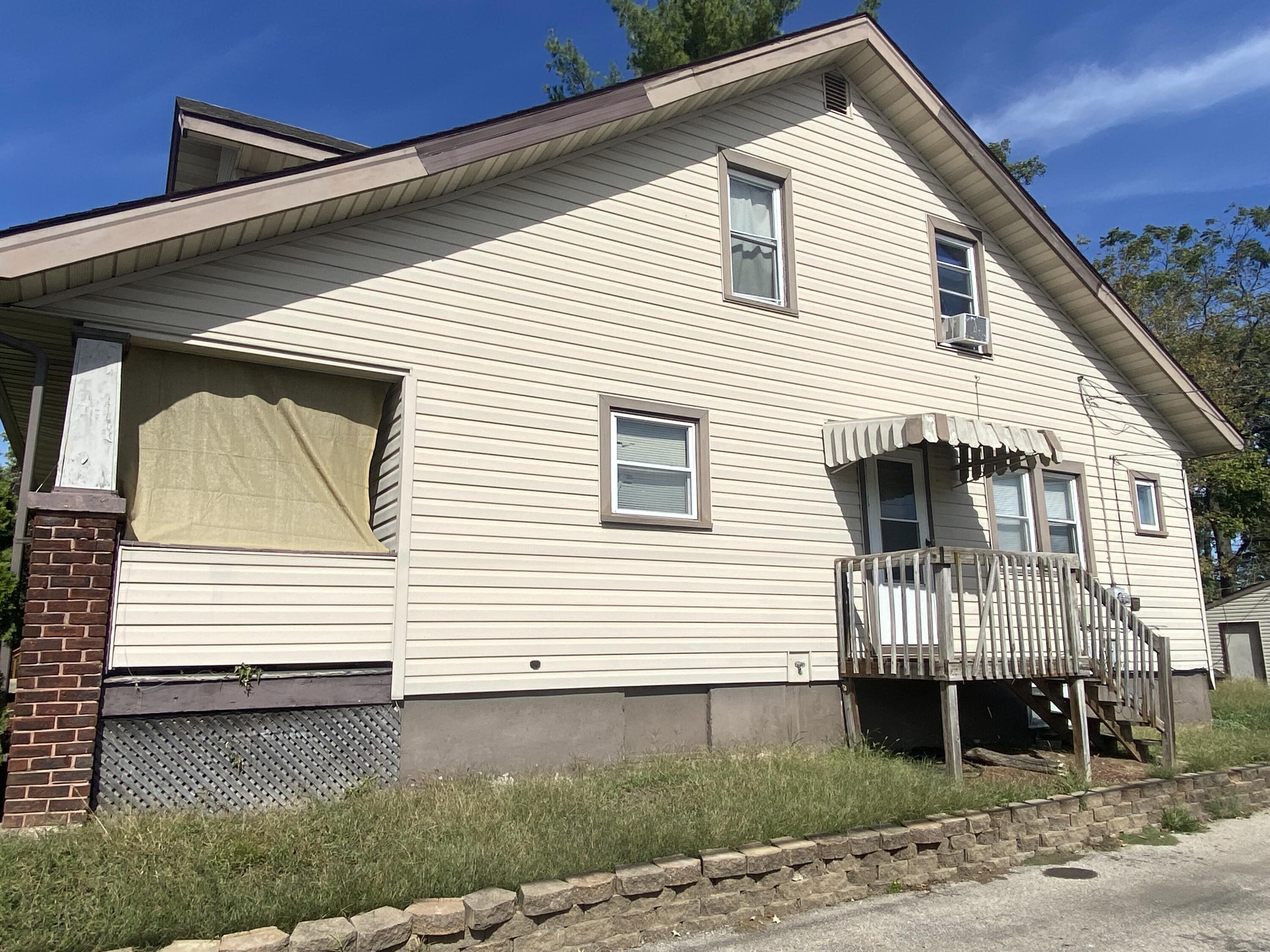 112 Burnett Road, Springfield, Ohio 45503