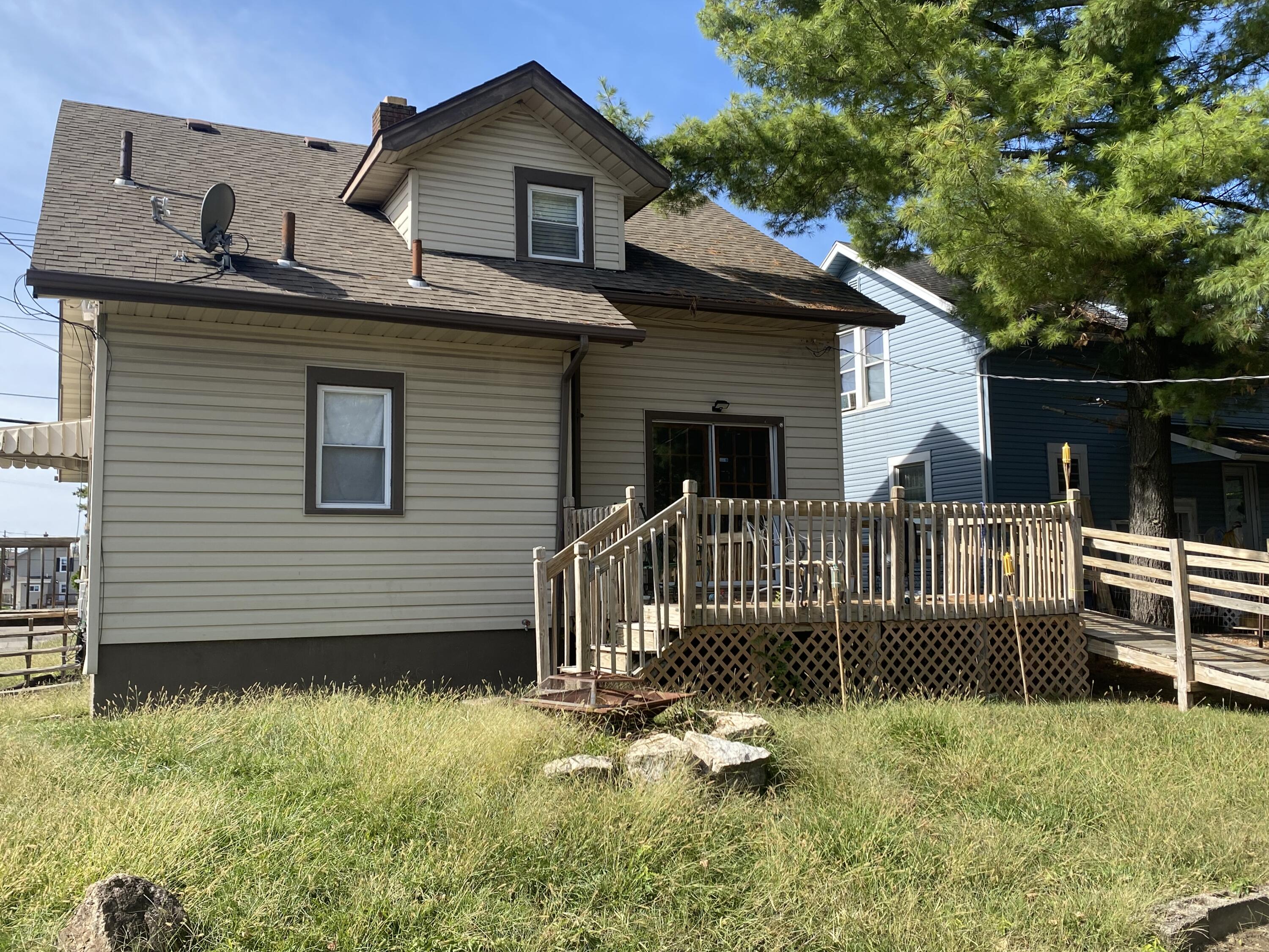 112 Burnett Road, Springfield, Ohio 45503