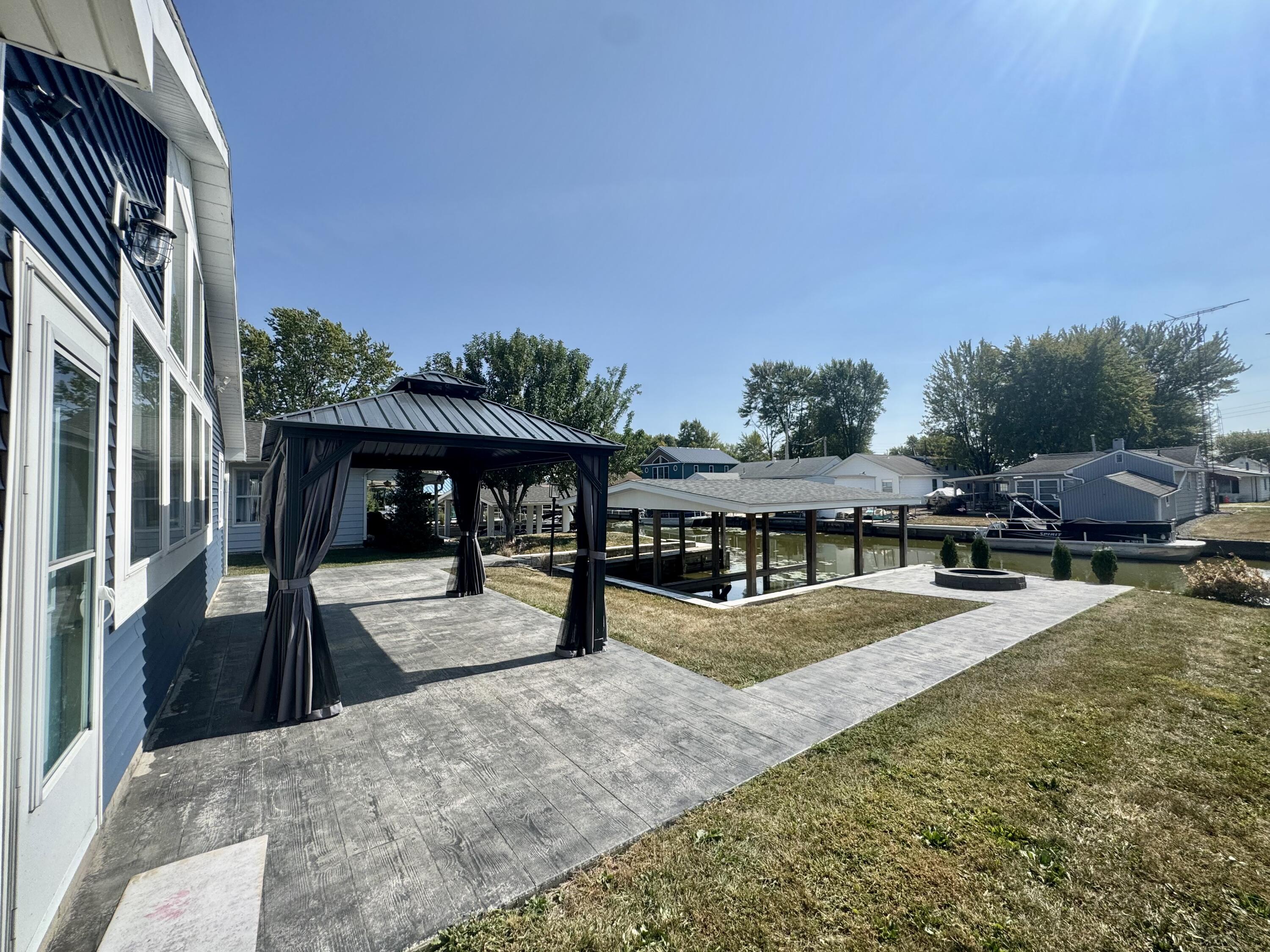 11546 Horseshoe Channel Drive, Lakeview, Ohio 43331