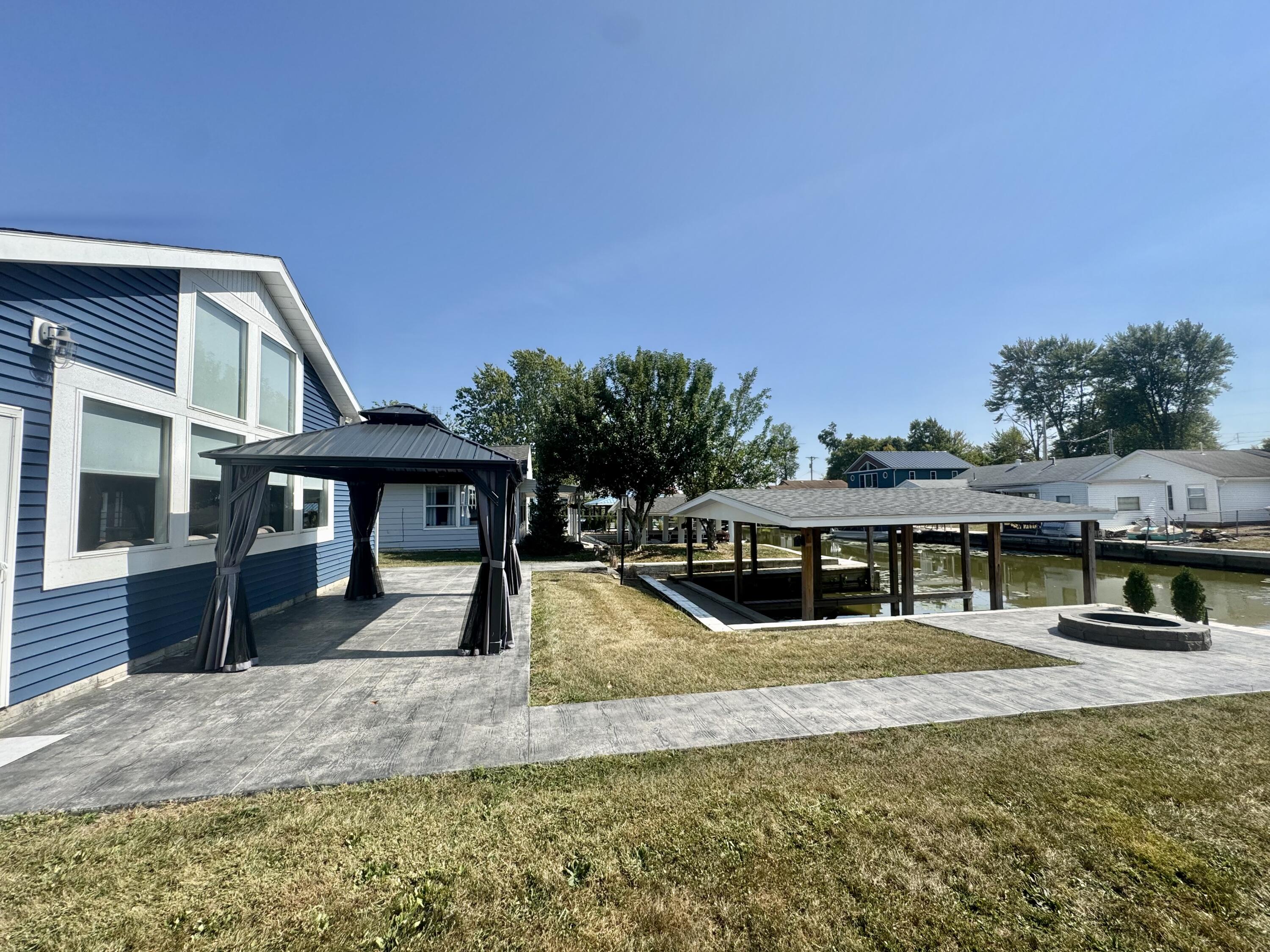 11546 Horseshoe Channel Drive, Lakeview, Ohio 43331