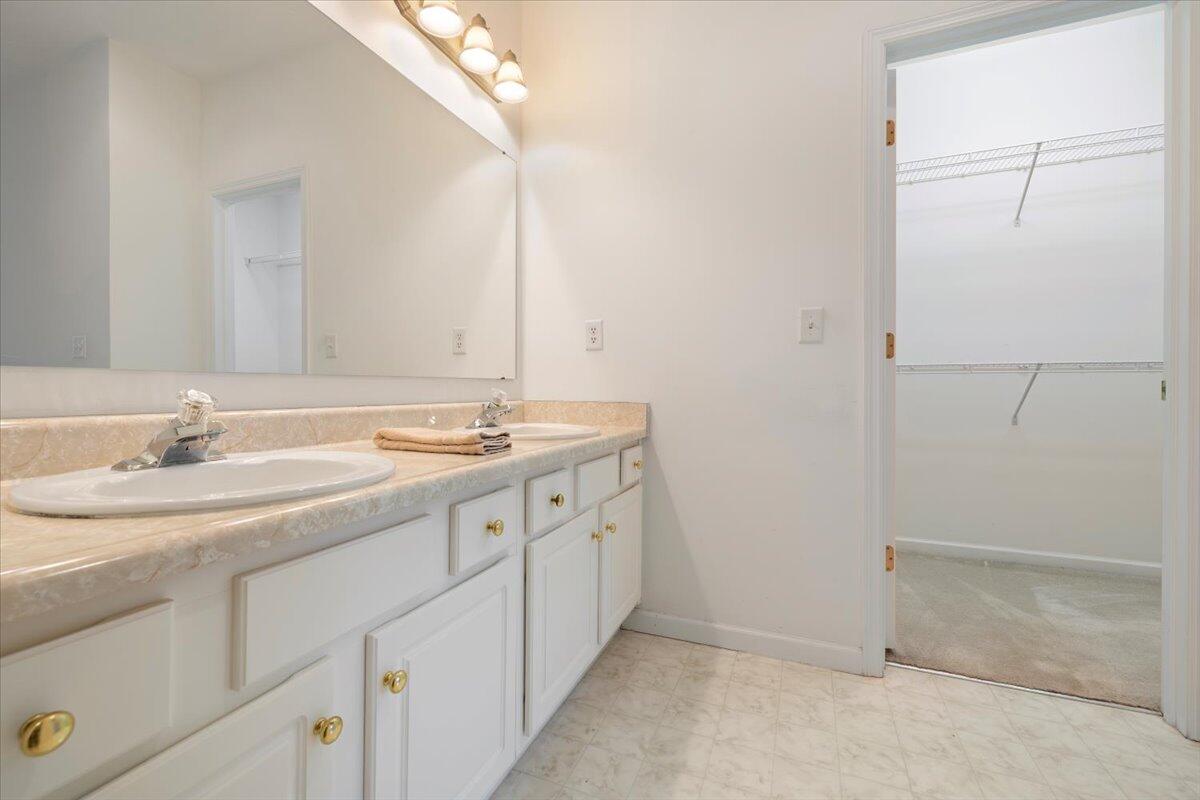 7420 New York Way, Dayton, Ohio 45414